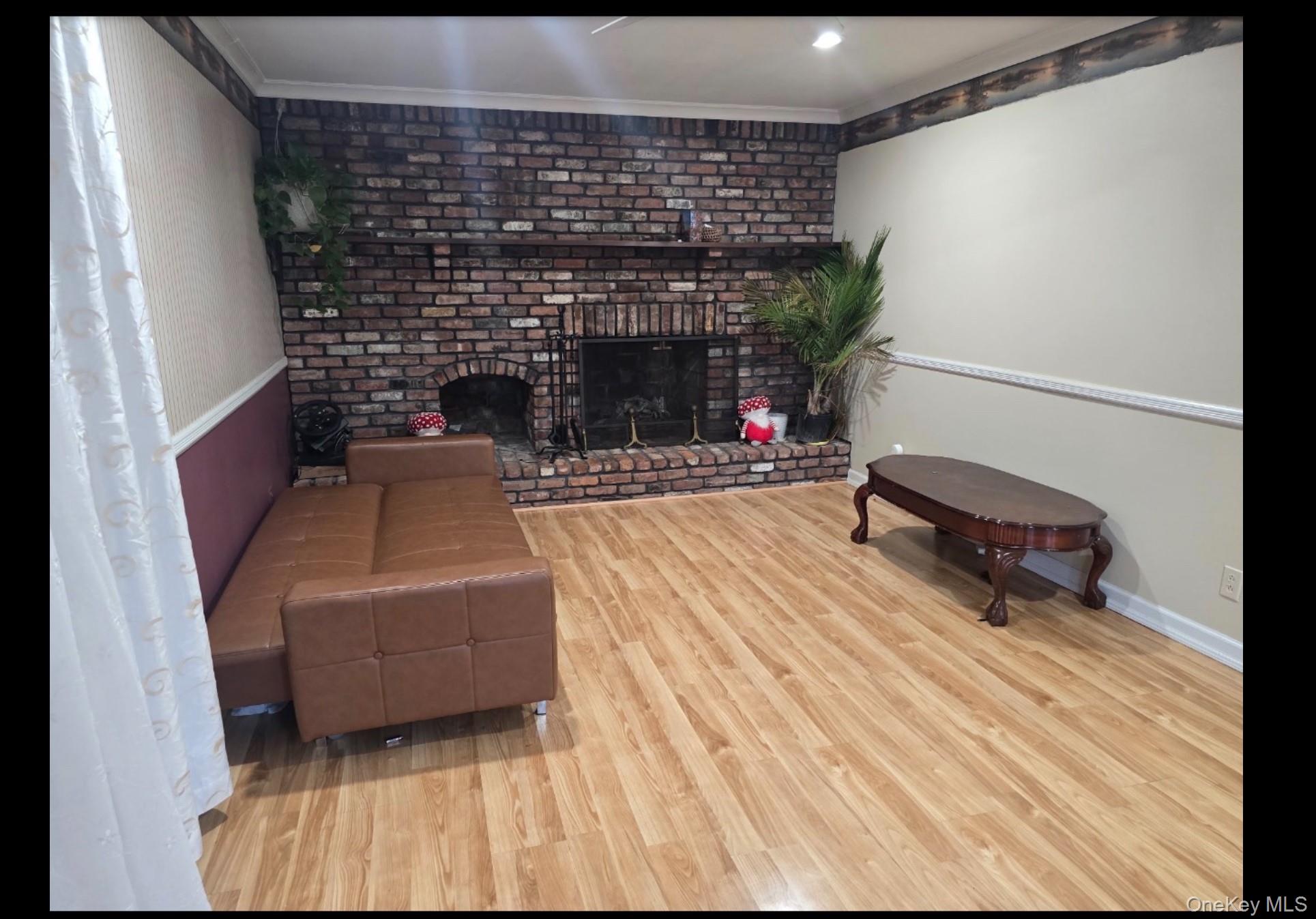 #3 photo, 76 Harrisburg Street, מחוז סאפוק Bay Shore , NY 11706