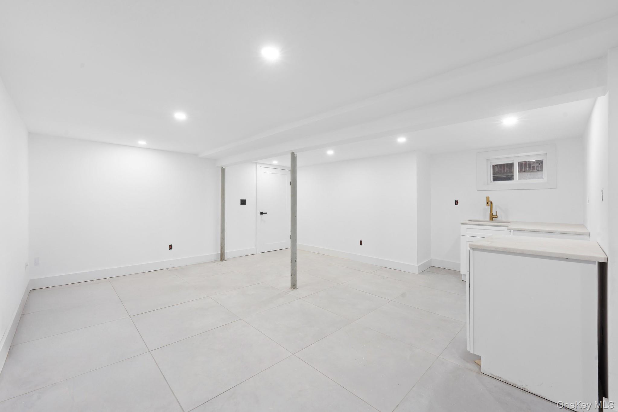 #11 photo, 179-11 120th Avenue, Saint Albans , NY 11434