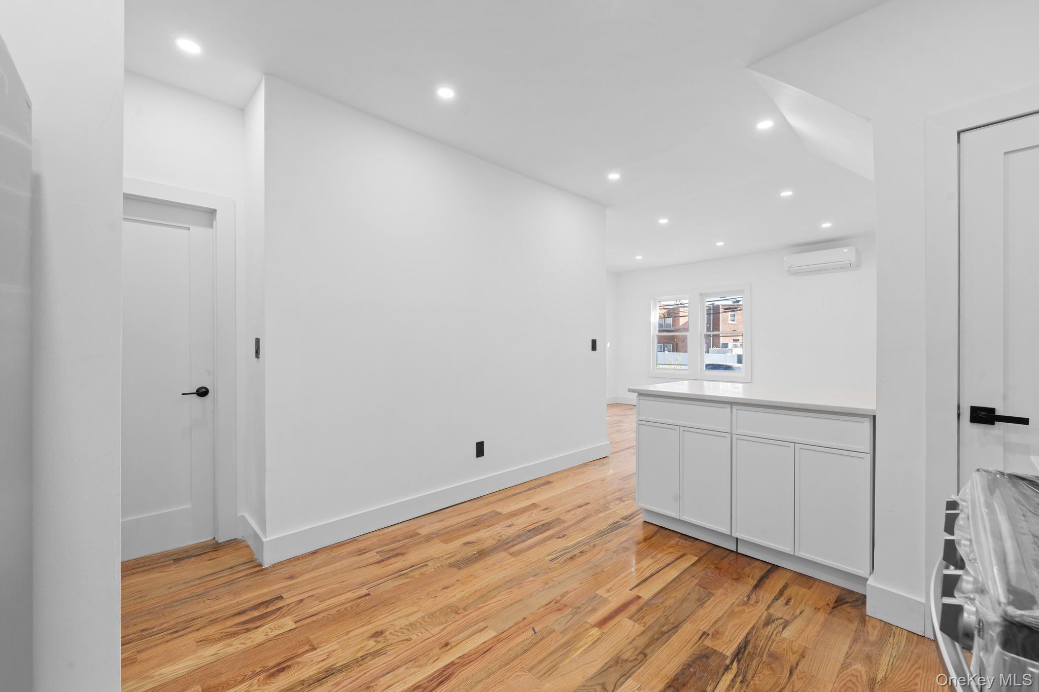 #9 photo, 179-11 120th Avenue, Saint Albans , NY 11434