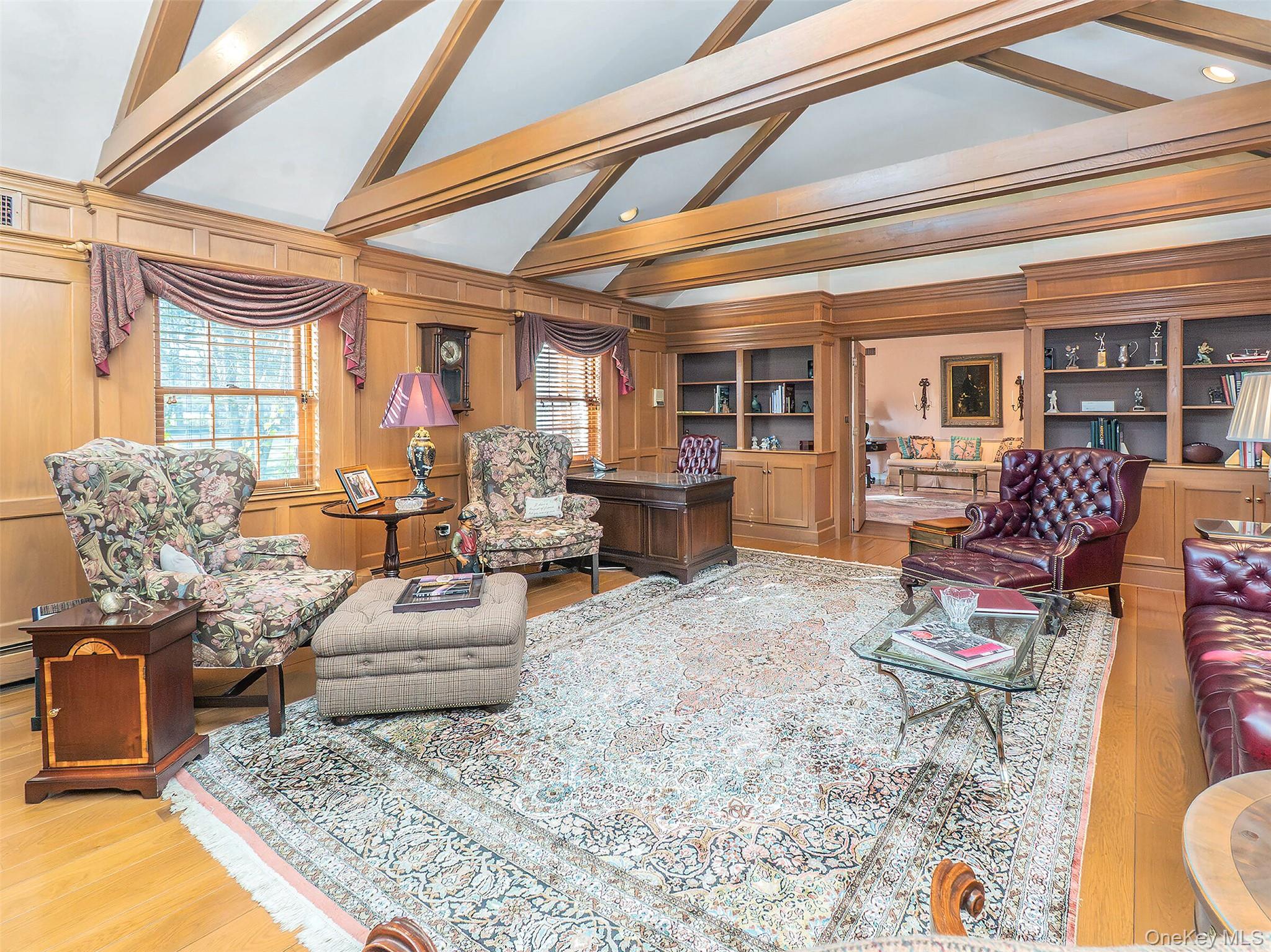 #10 photo, 5 Danton Lane, नासाउ काउंटी Locust Valley , NY 11560