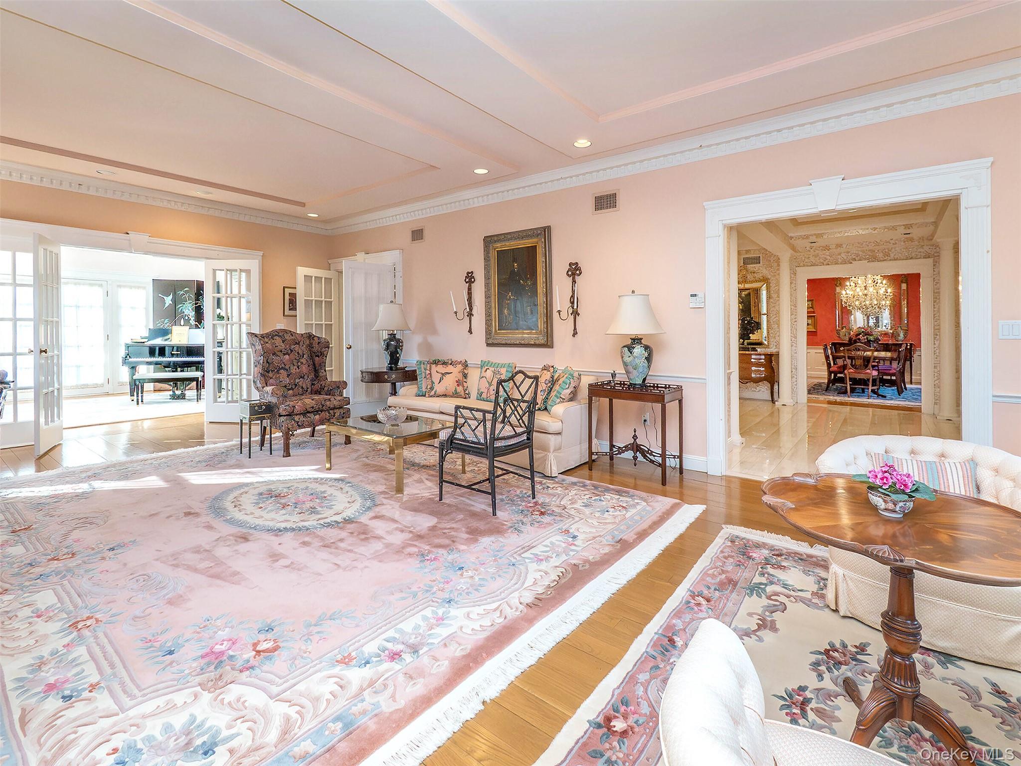 #7 photo, 5 Danton Lane, नासाउ काउंटी Locust Valley , NY 11560