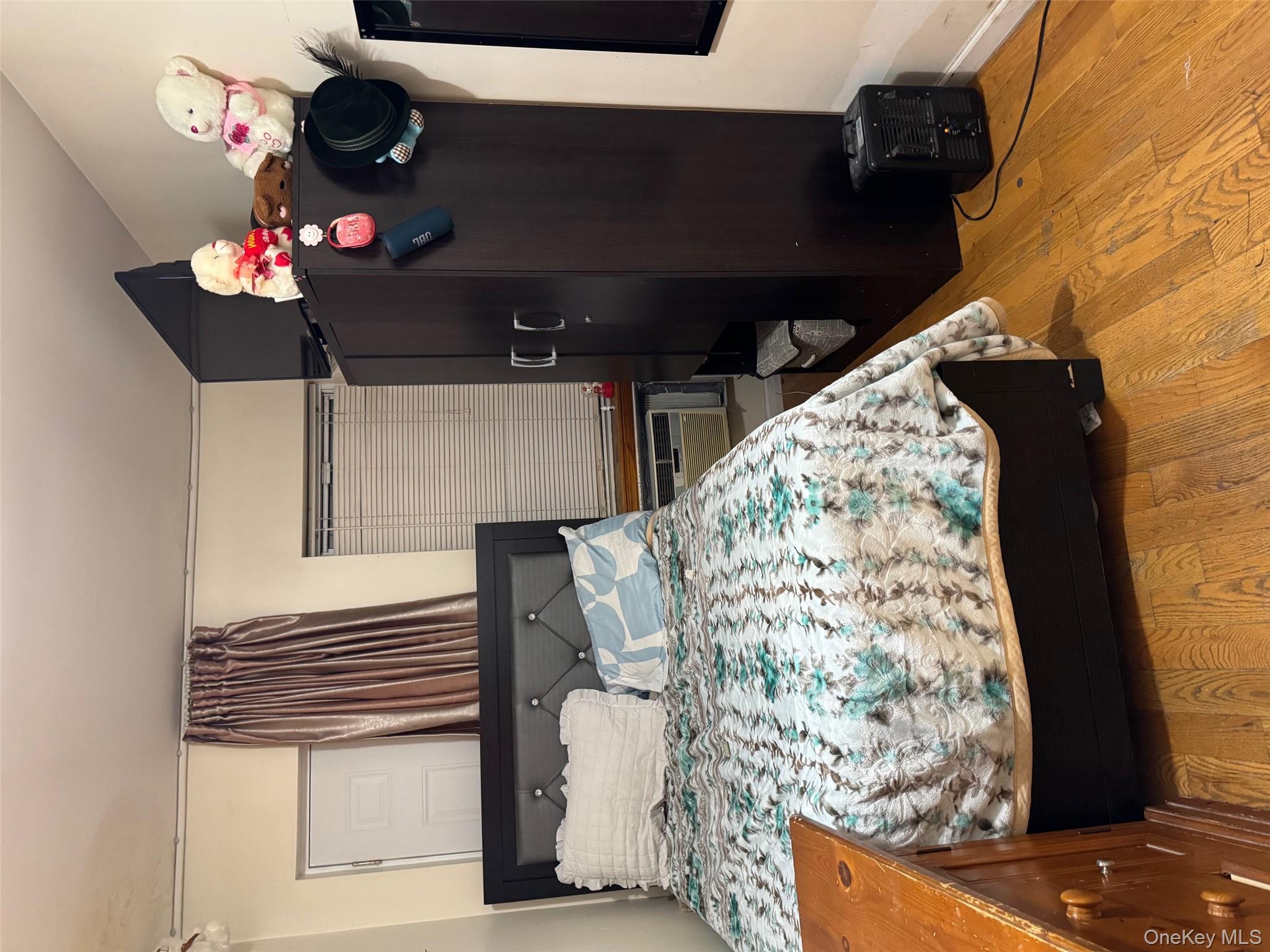 #5 photo, 10815 37th Drive, Corona , NY 11368