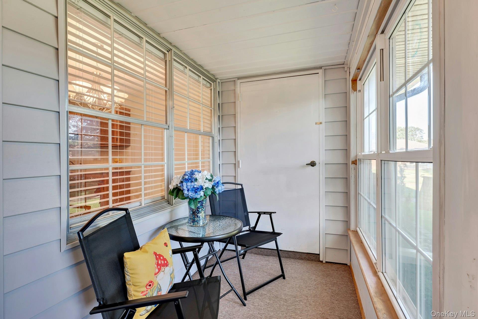 #4 photo, 164 Falmouth Court, Саффолк ‖ Ridge , NY 11961