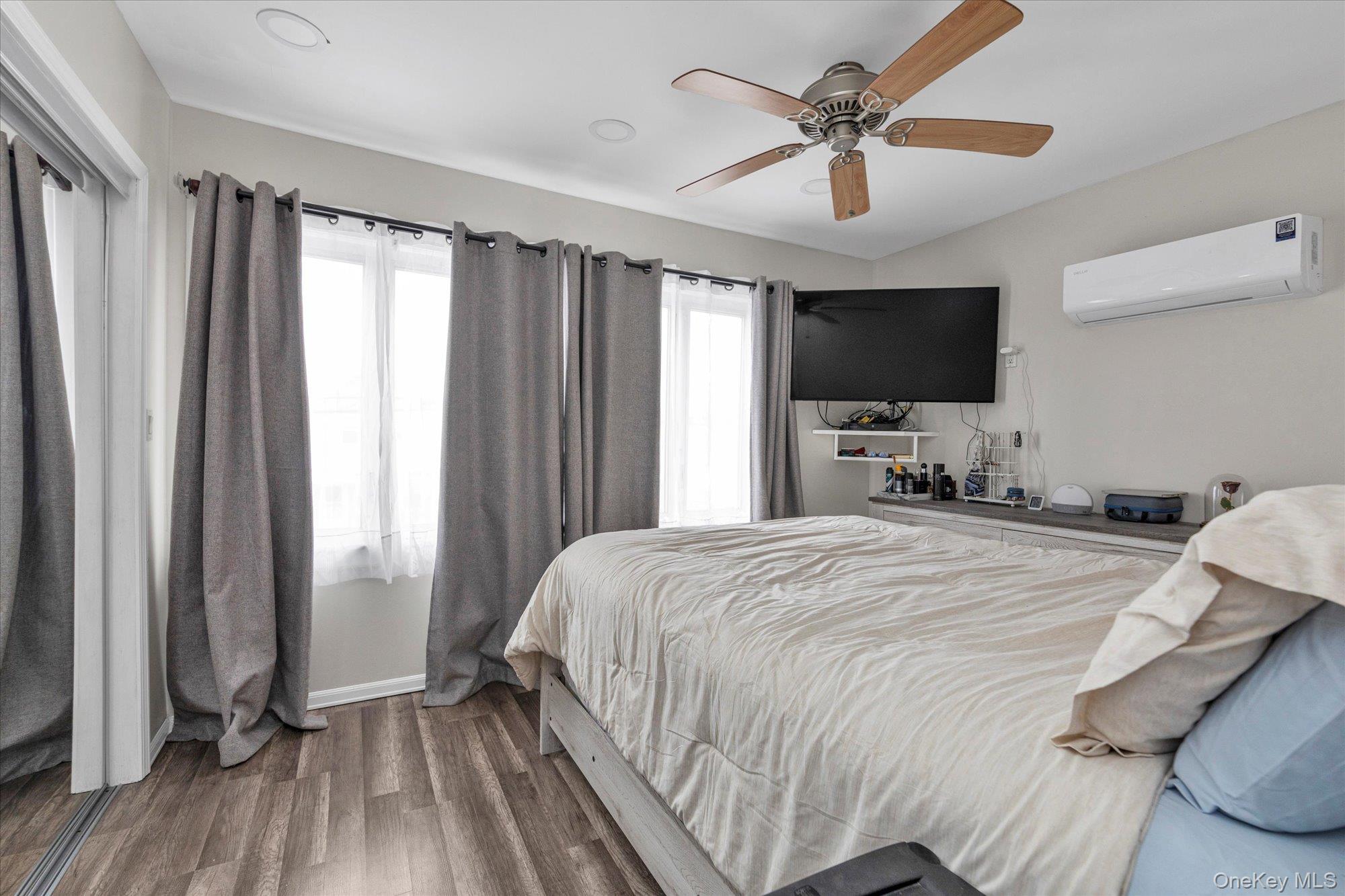 #12 photo, 24715 89th Avenue, Bellerose , NY 11426