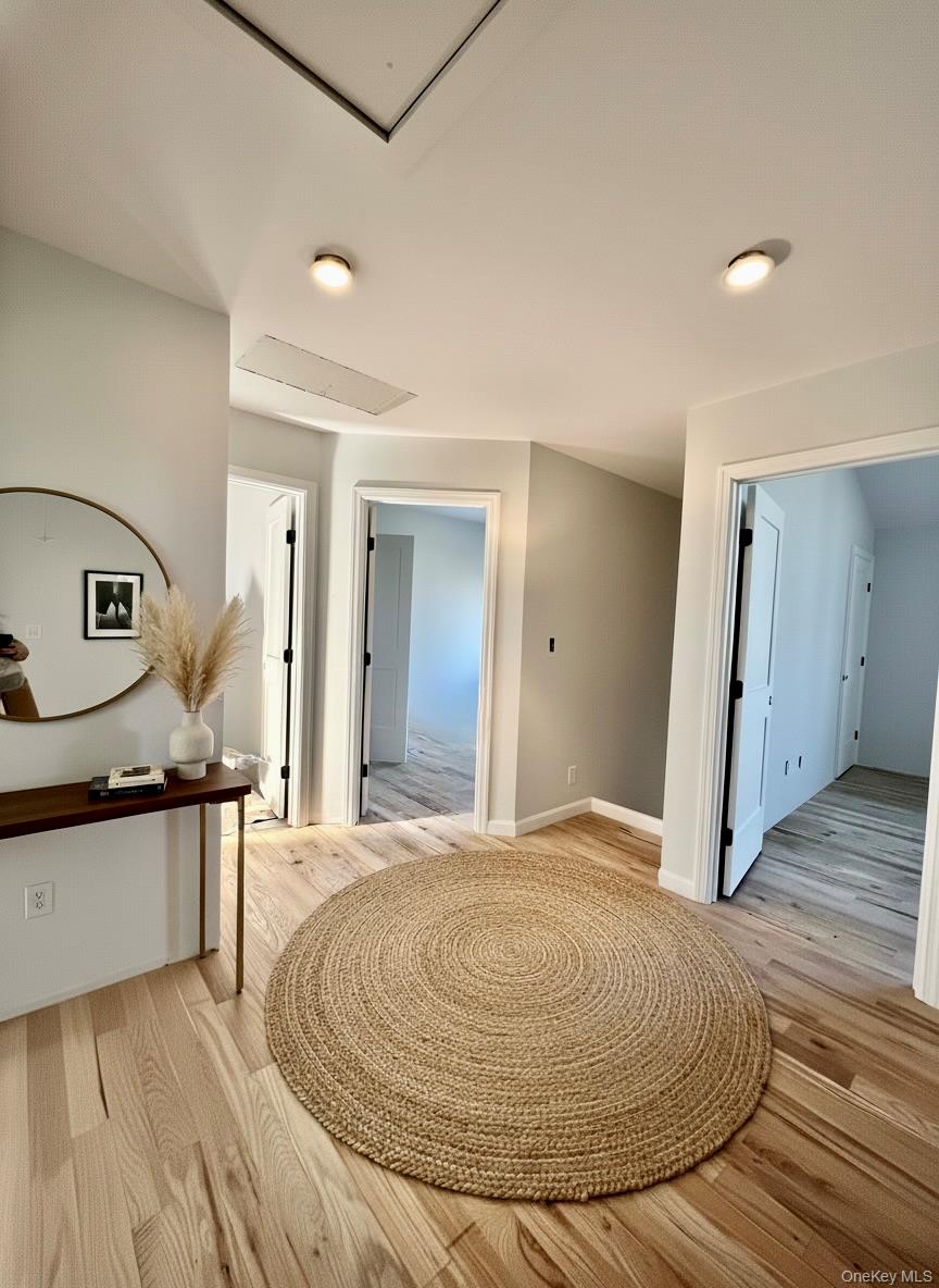 #12 photo, 384 Scudder Avenue, Copiague , NY 11726