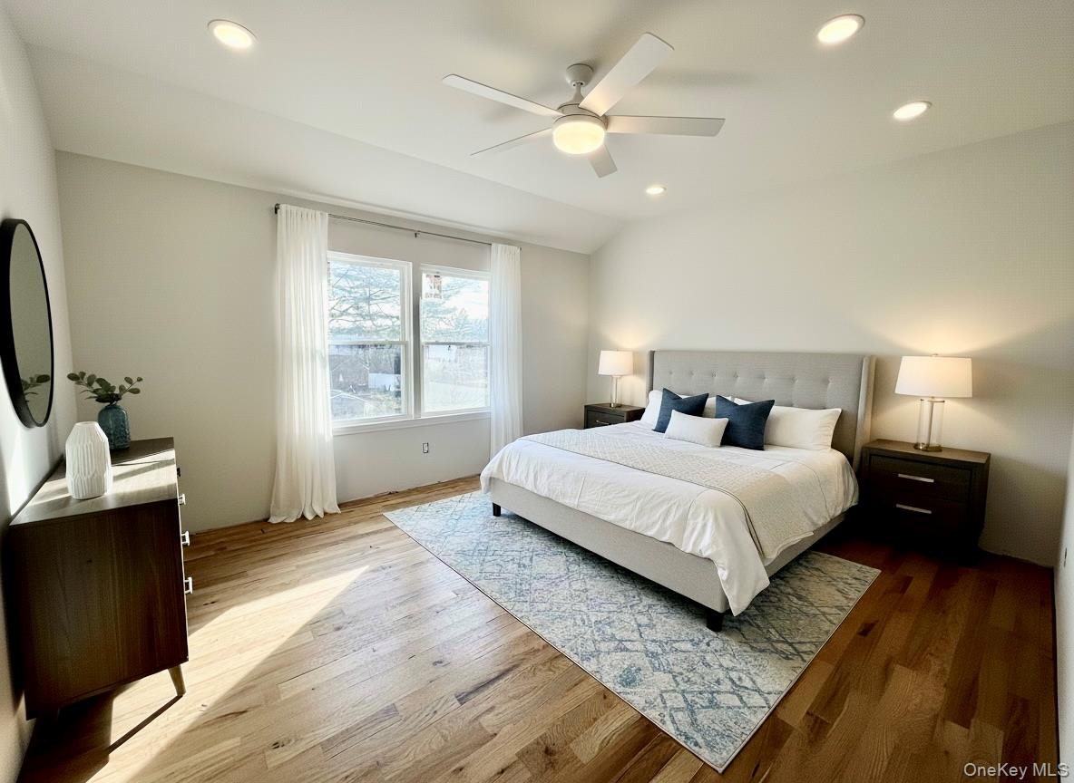 #18 photo, 384 Scudder Avenue, Copiague , NY 11726