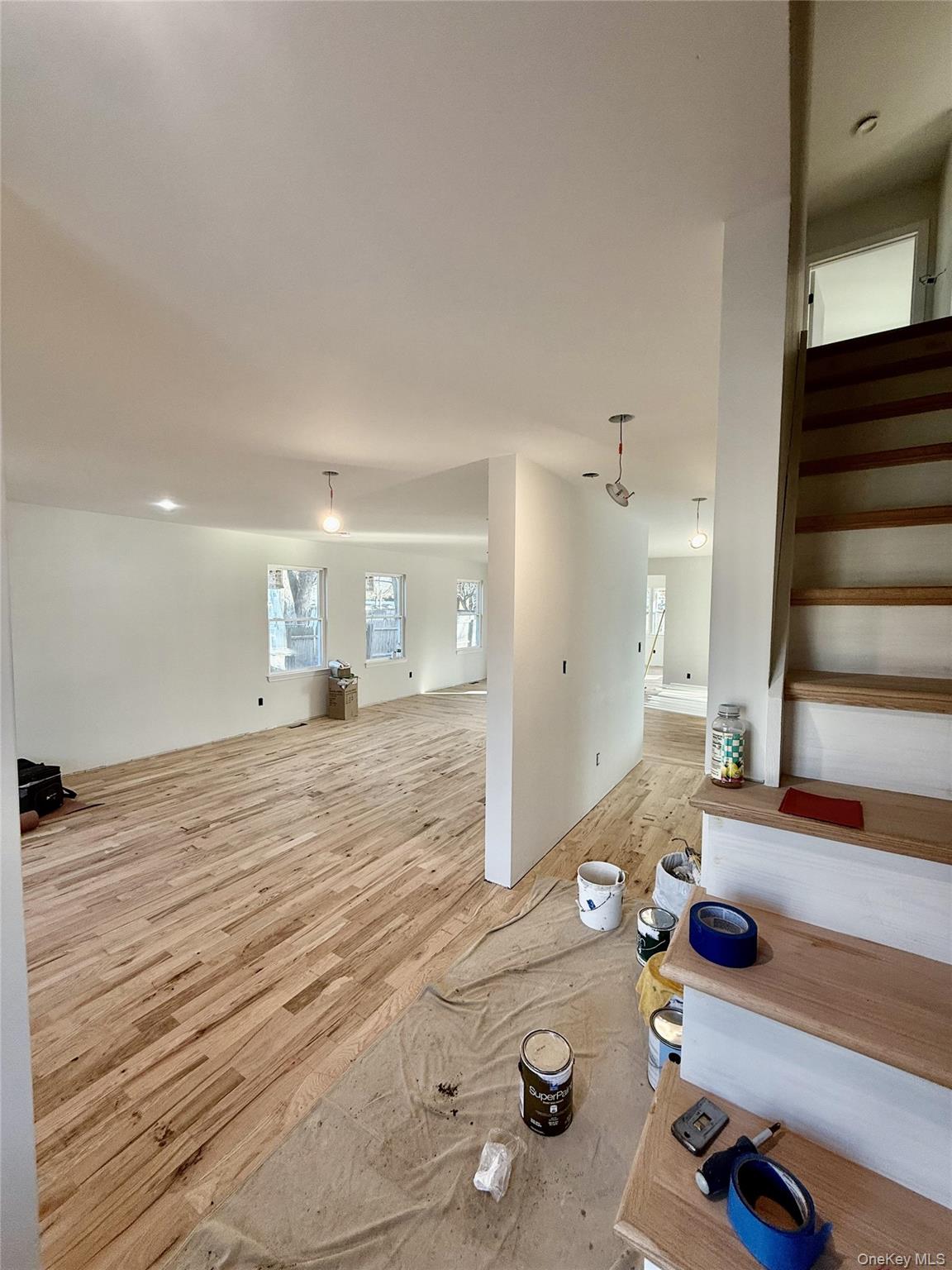 #5 photo, 384 Scudder Avenue, Copiague , NY 11726