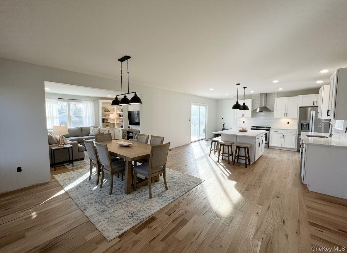 #8 photo, 384 Scudder Avenue, Copiague , NY 11726