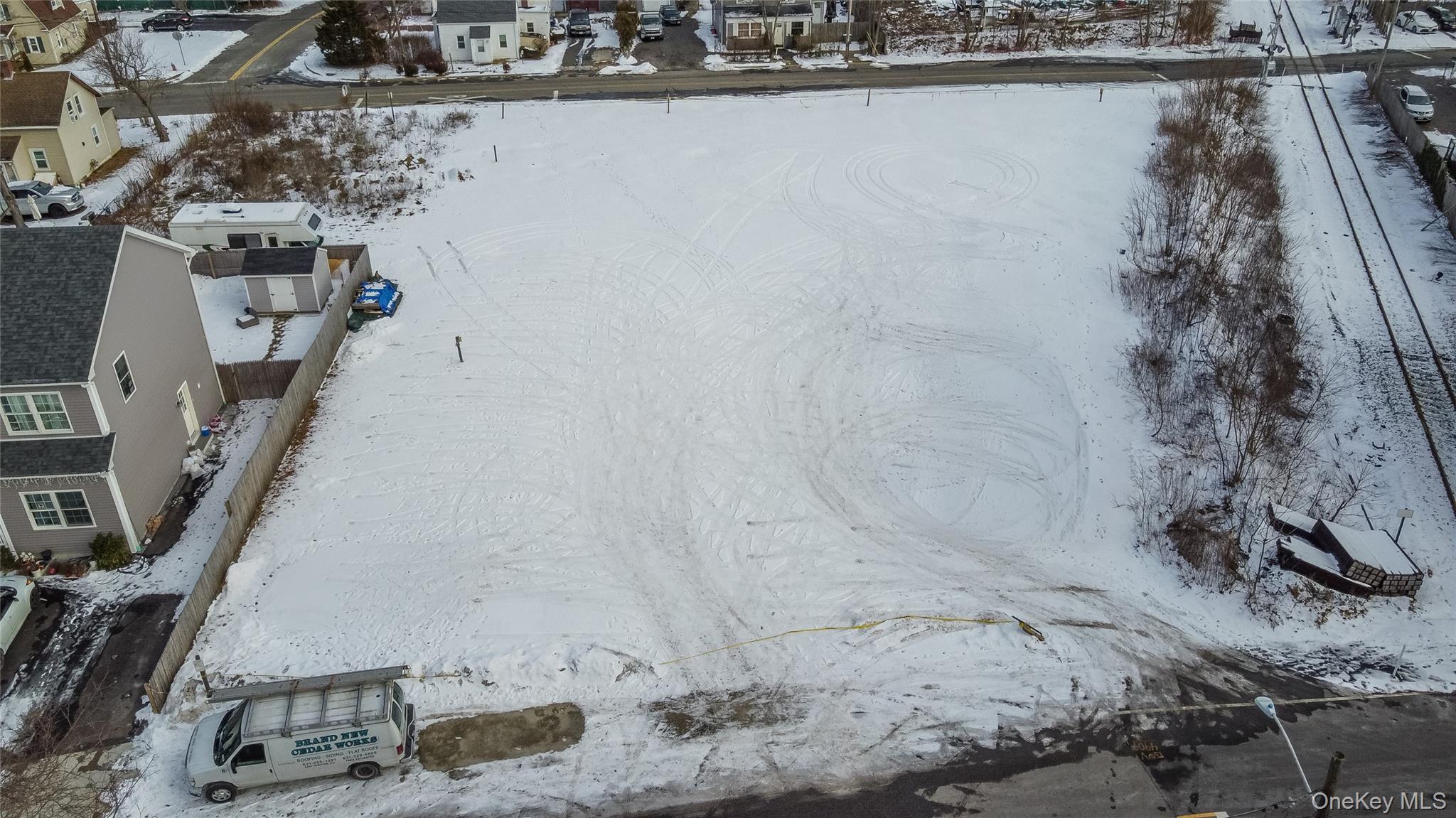 #4 photo, 308-310 Maple Avenue, Riverhead , NY 11901