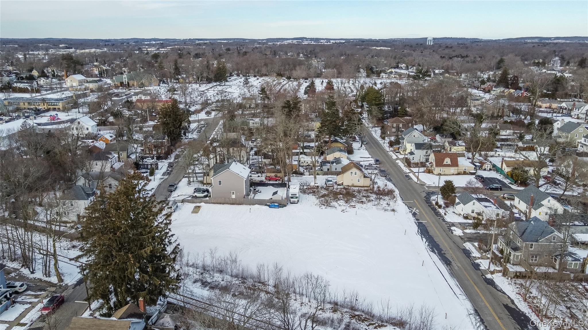 #6 photo, 308-310 Maple Avenue, Riverhead , NY 11901