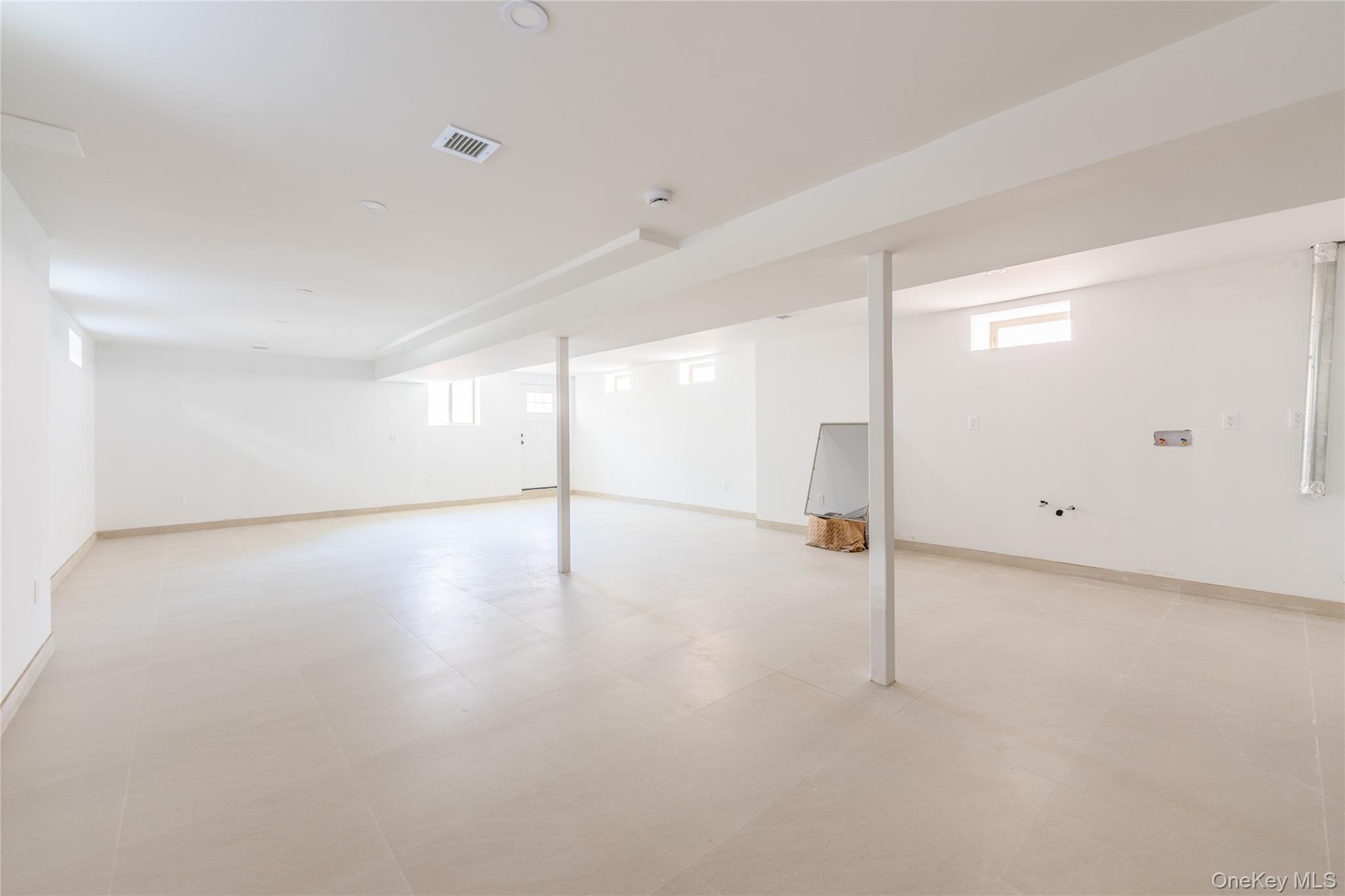 #16 photo, 6431 138th Street, Flushing , NY 11367