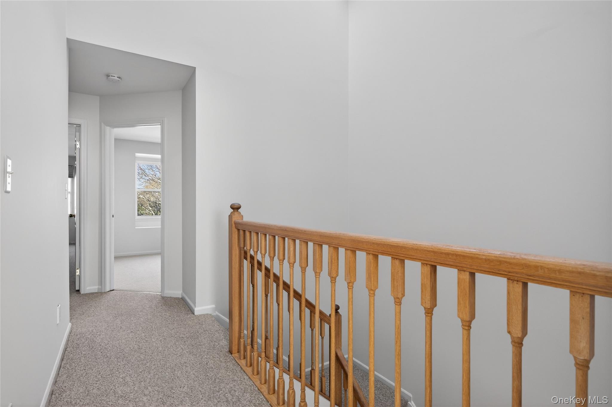 #13 photo, 13 Parkridge Court, מחוז סאפוק Huntington , NY 11743