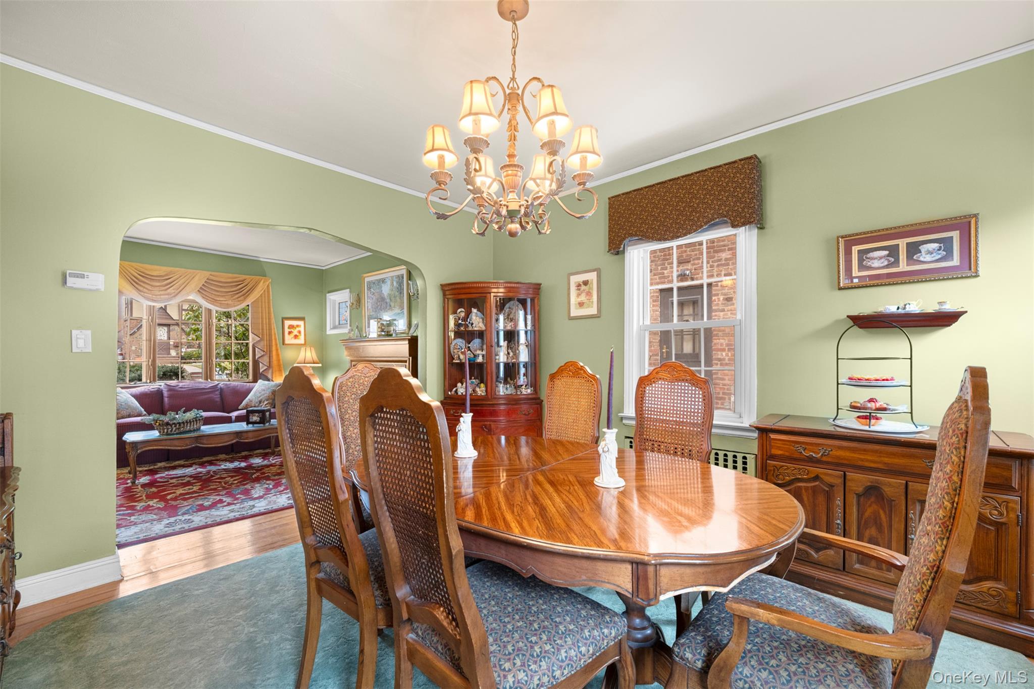 #10 photo, 47-52 245th Street, Douglaston , NY 11362