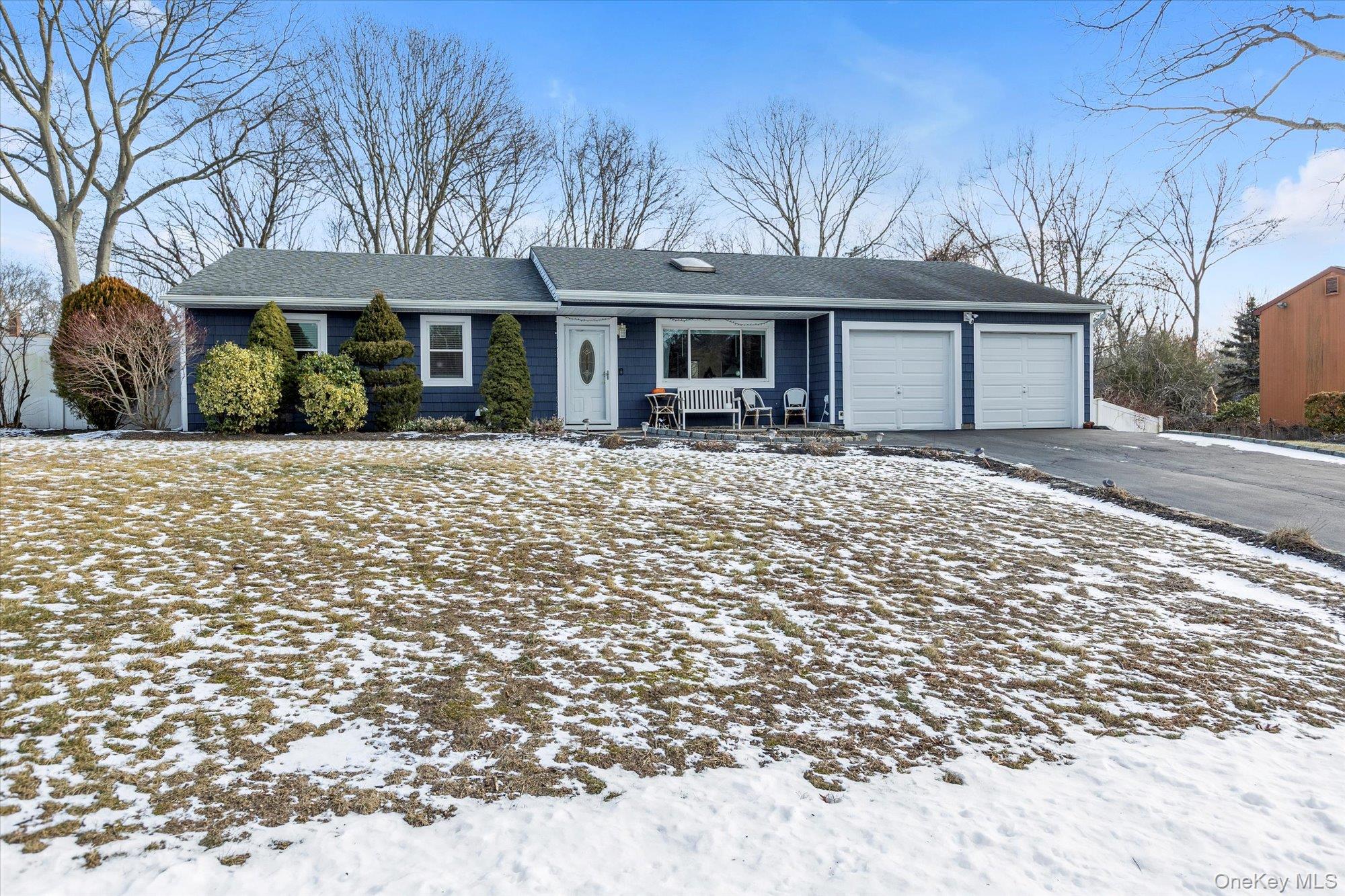 #20 photo, 28 Pagnotta Drive, מחוז סאפוק Port Jefferson Station , NY 11776