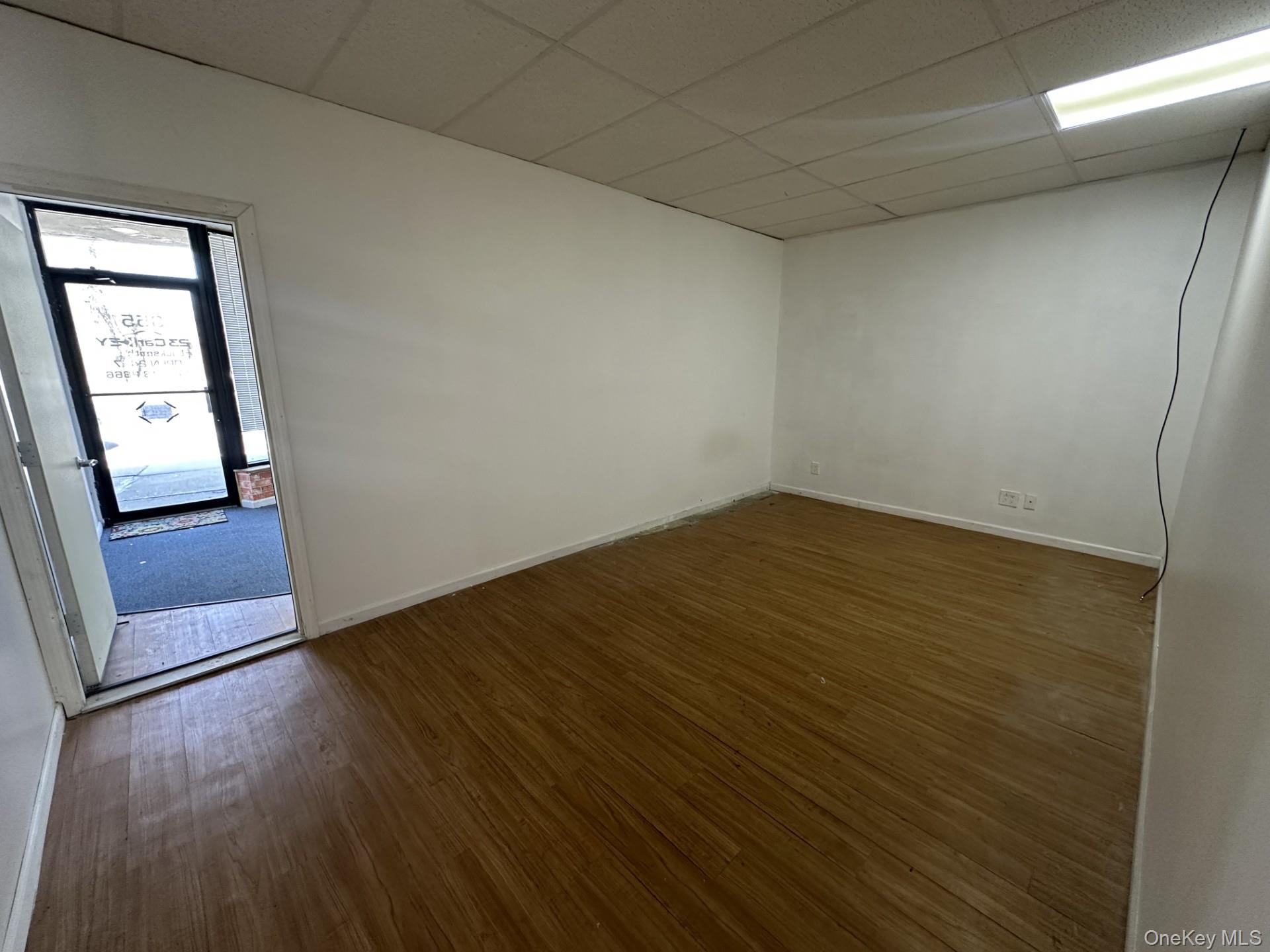 #4 photo, 355 W Sunrise Highway, Нассау ‖ Freeport , NY 11520