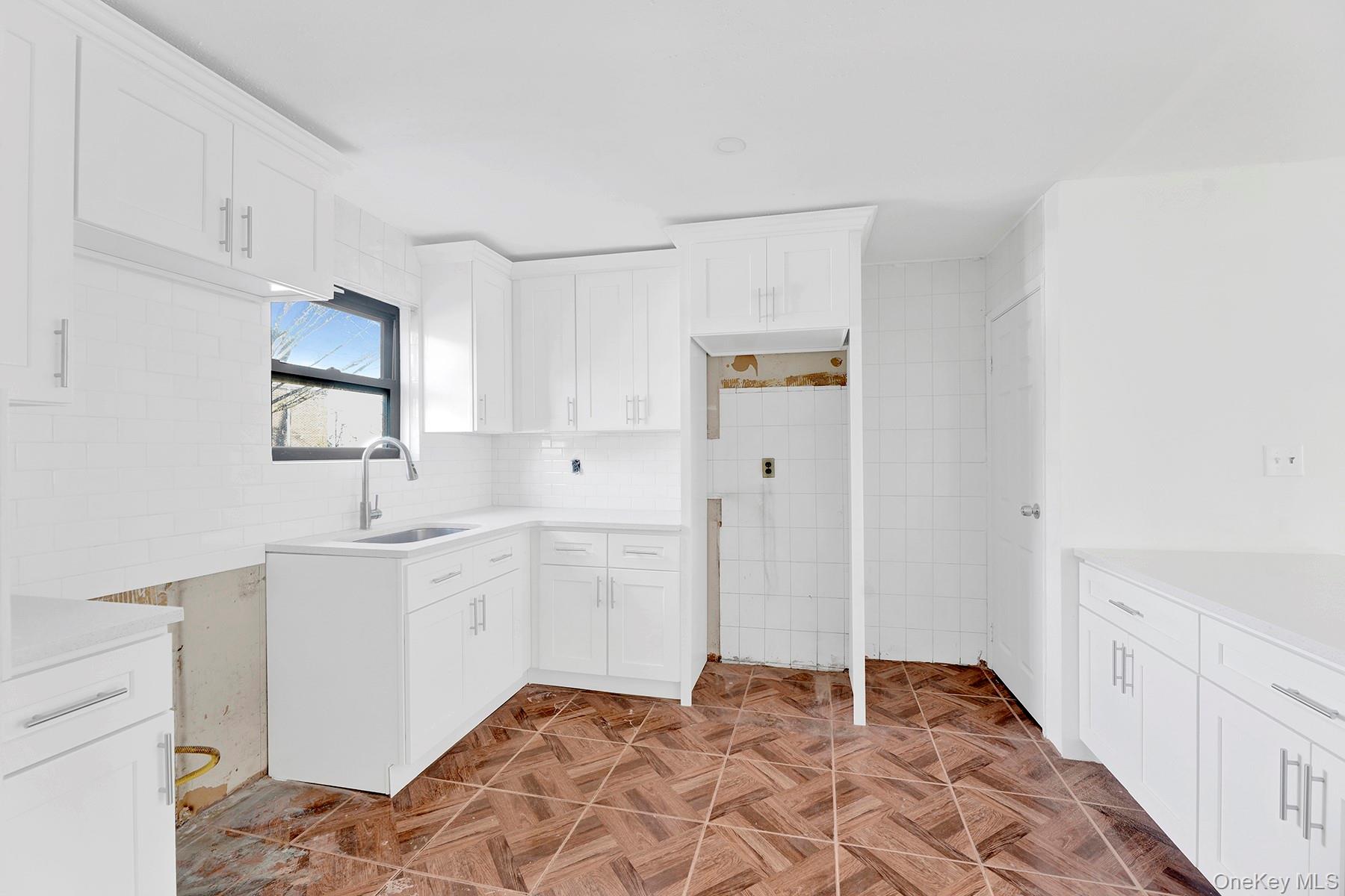 #16 photo, 559 Cleveland Street, Brooklyn , NY 11208