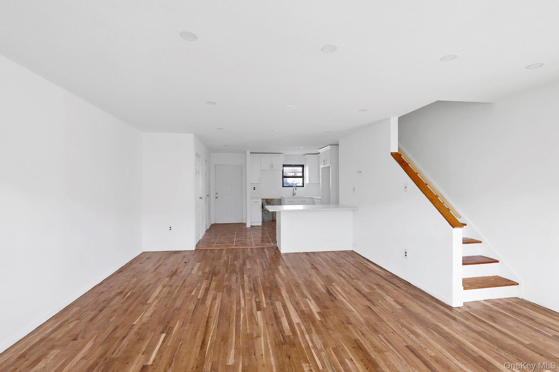 #5 photo, 559 Cleveland Street, Brooklyn , NY 11208