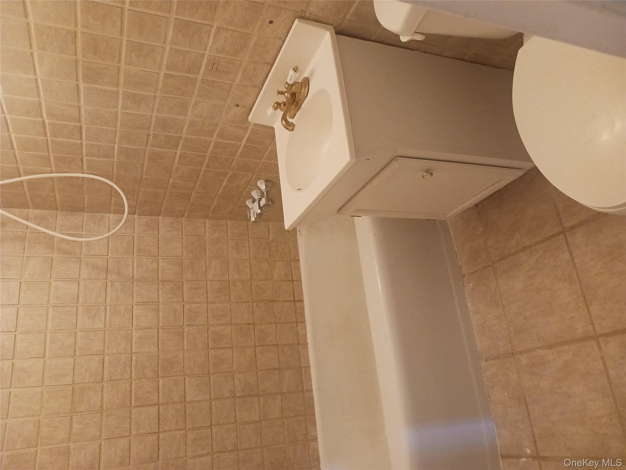 #10 photo, 220-55 46th Avenue, Bayside , NY 11361