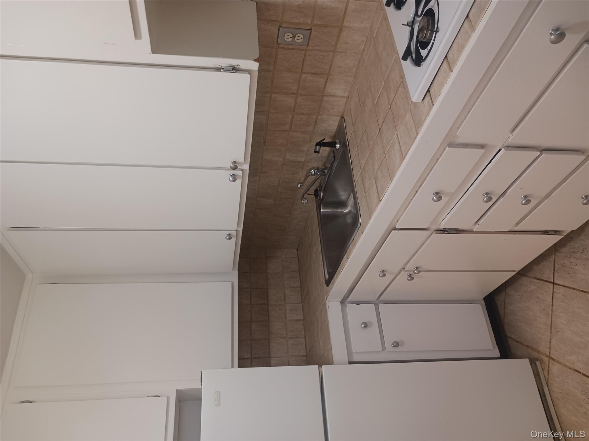 #5 photo, 220-55 46th Avenue, Bayside , NY 11361