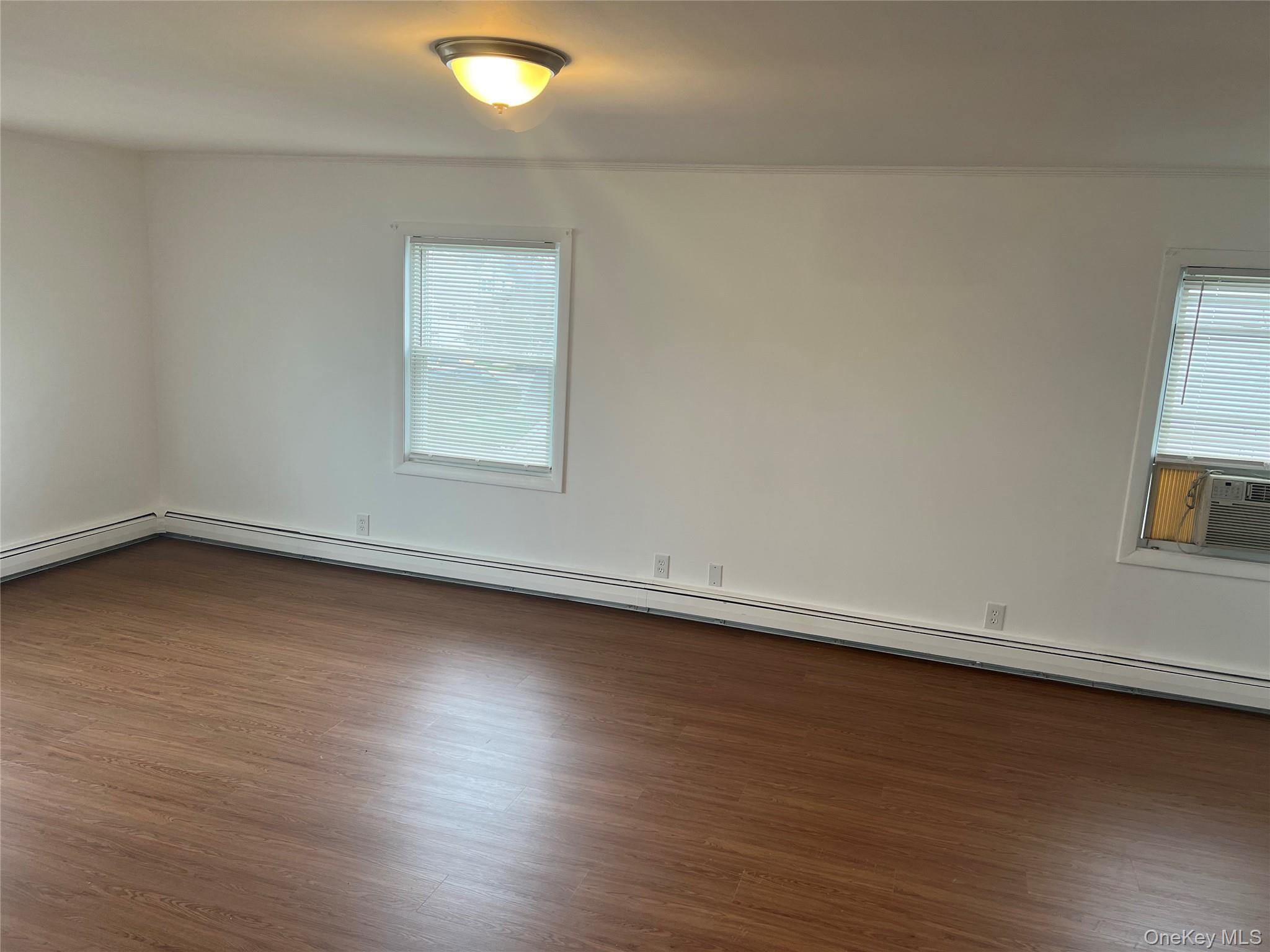 #7 photo, 8 Gables Road, 长岛 Hicksville , NY 11801