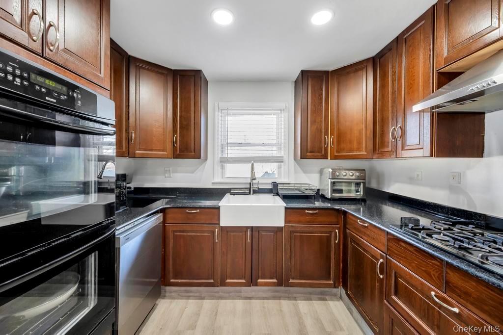 #11 photo, 455 N Hamilton Avenue, सफ़ोक काउंटी Lindenhurst , NY 11757