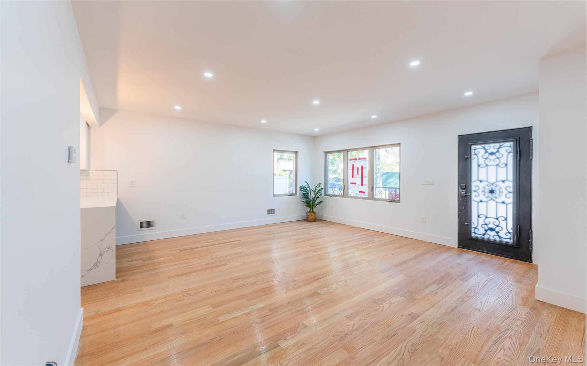 #18 photo, 4634 211th Street, Bayside , NY 11361