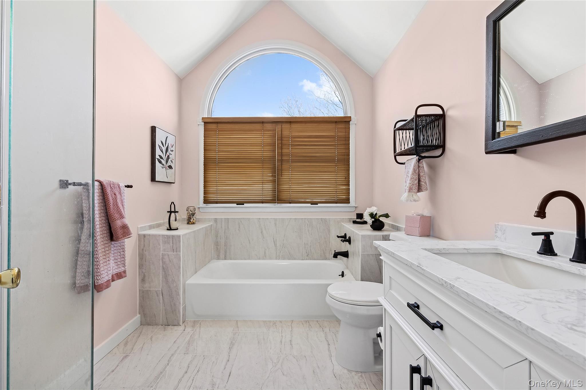 #9 photo, 196 High Meadow Lane, Саффолк ‖ Jamesport , NY 11901