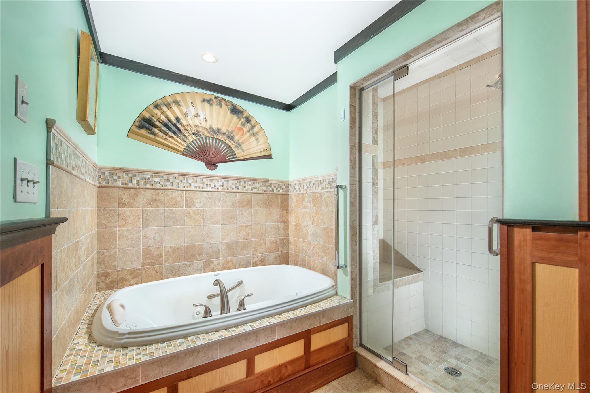 #13 photo, 6 White Lane, سوفولك Hampton Bays , NY 11946