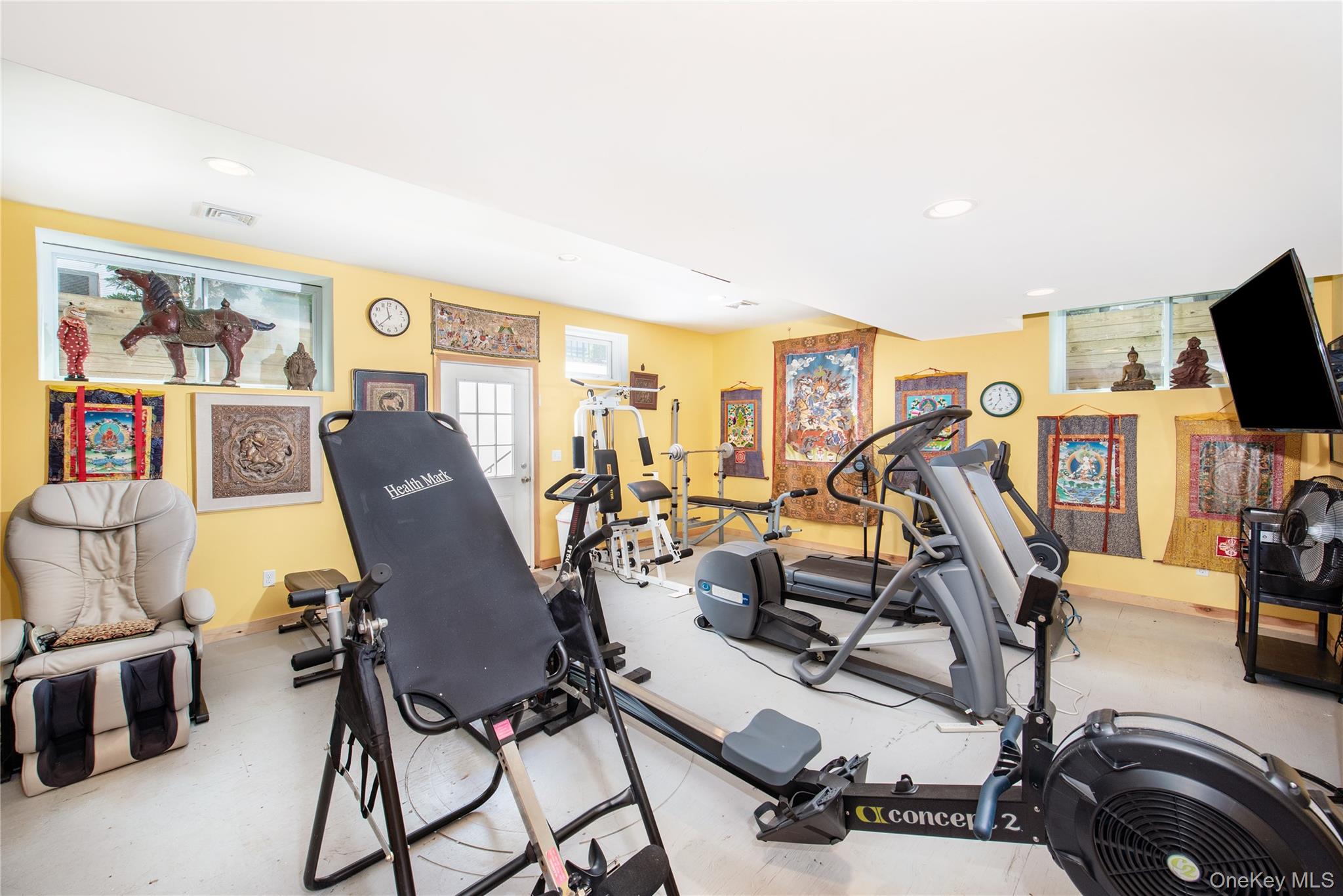 #19 photo, 6 White Lane, سوفولك Hampton Bays , NY 11946