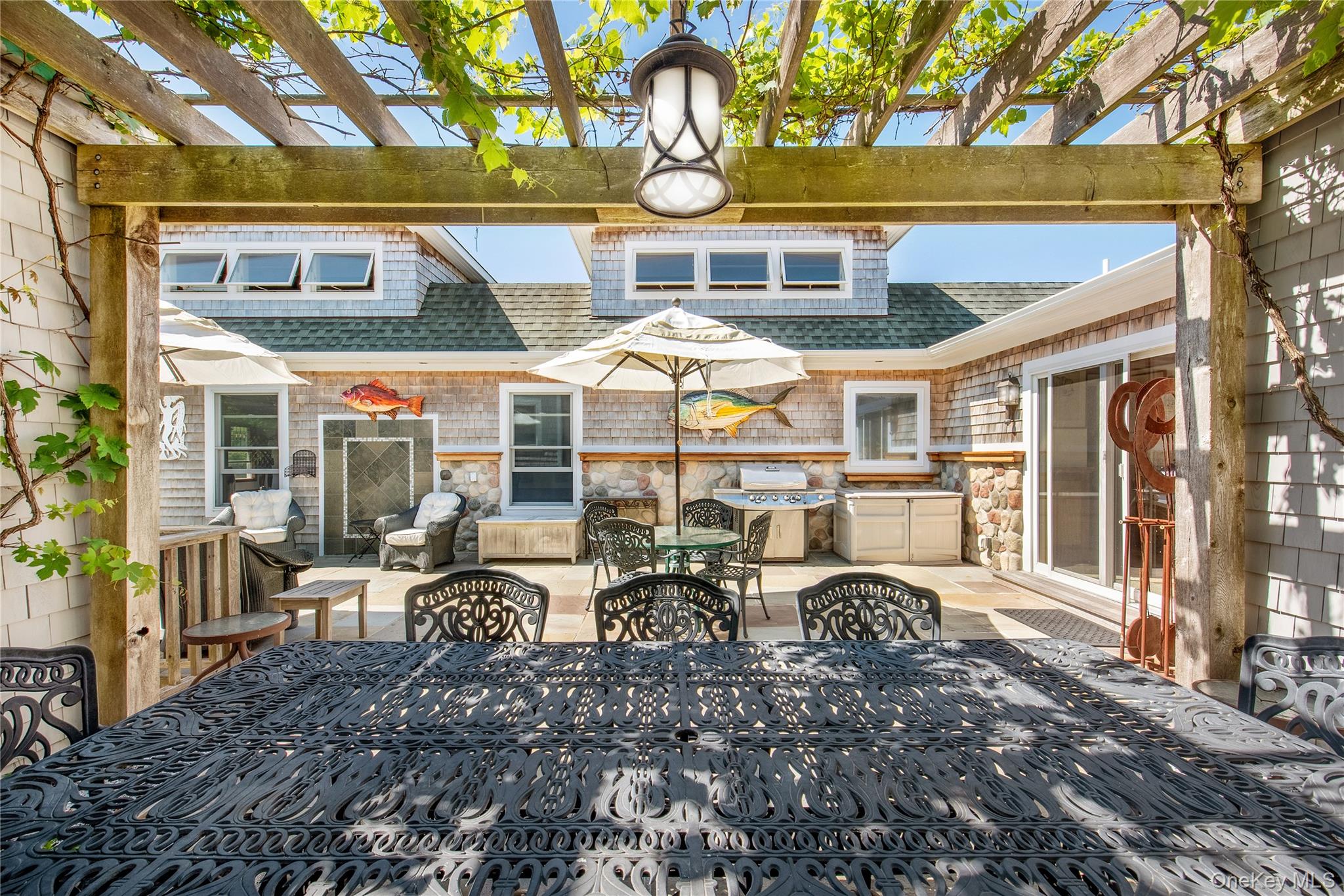 #20 photo, 6 White Lane, سوفولك Hampton Bays , NY 11946