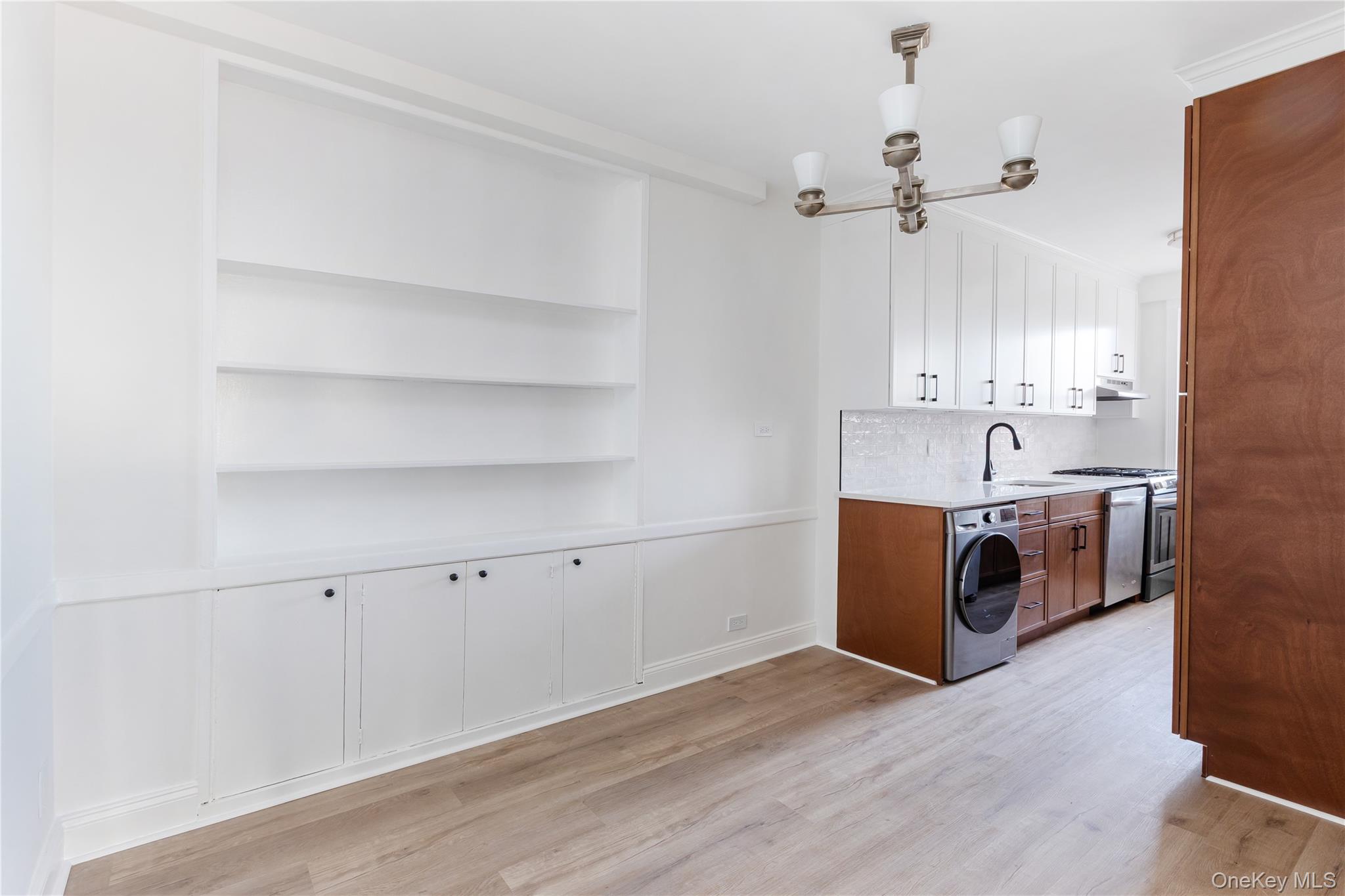 #5 photo, 3725 Henry Hudson Parkway, Bronx , NY 10463