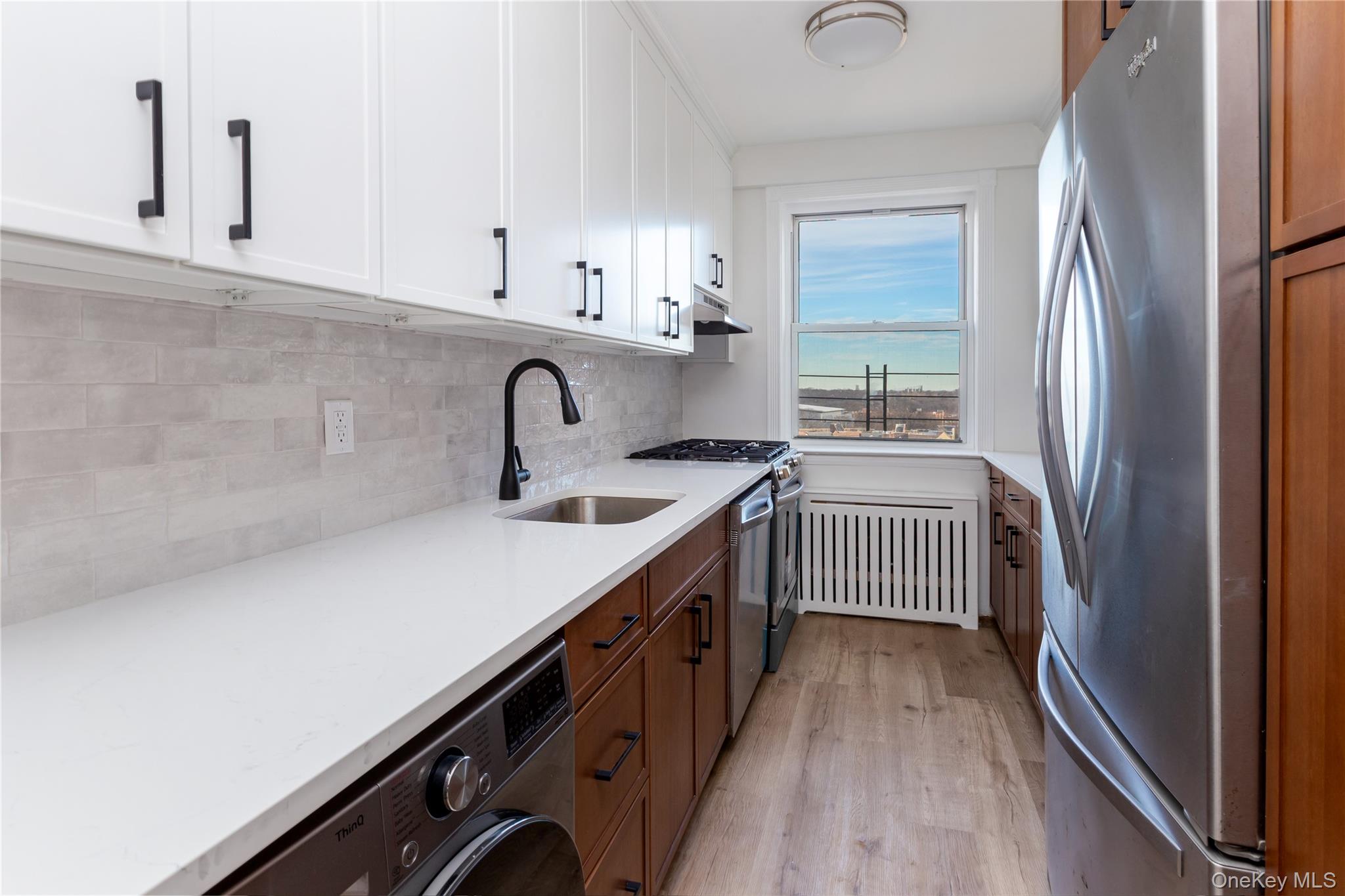 #6 photo, 3725 Henry Hudson Parkway, Bronx , NY 10463