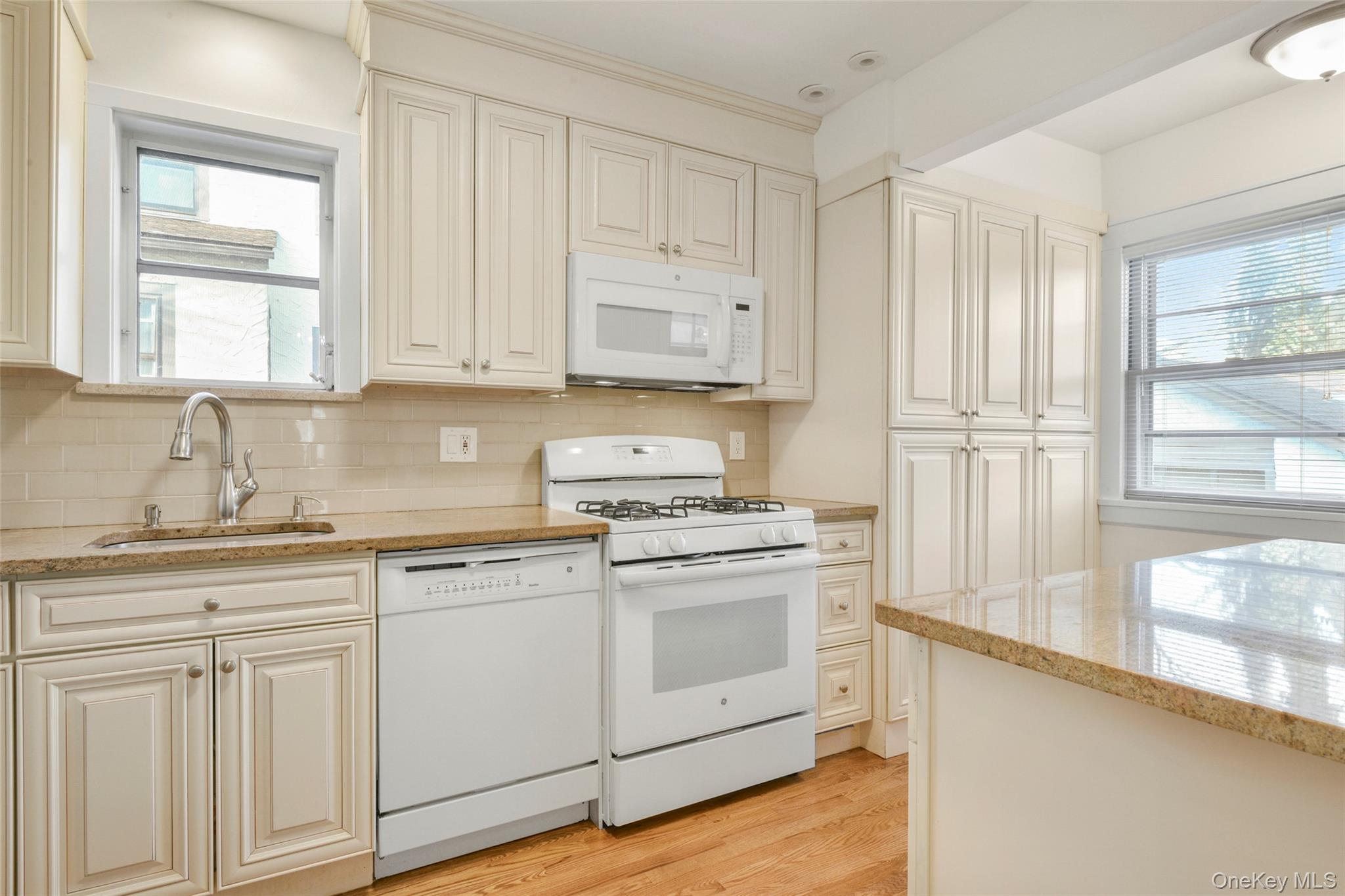 #8 photo, 323 Wagner Avenue, Mamaroneck , NY 10543