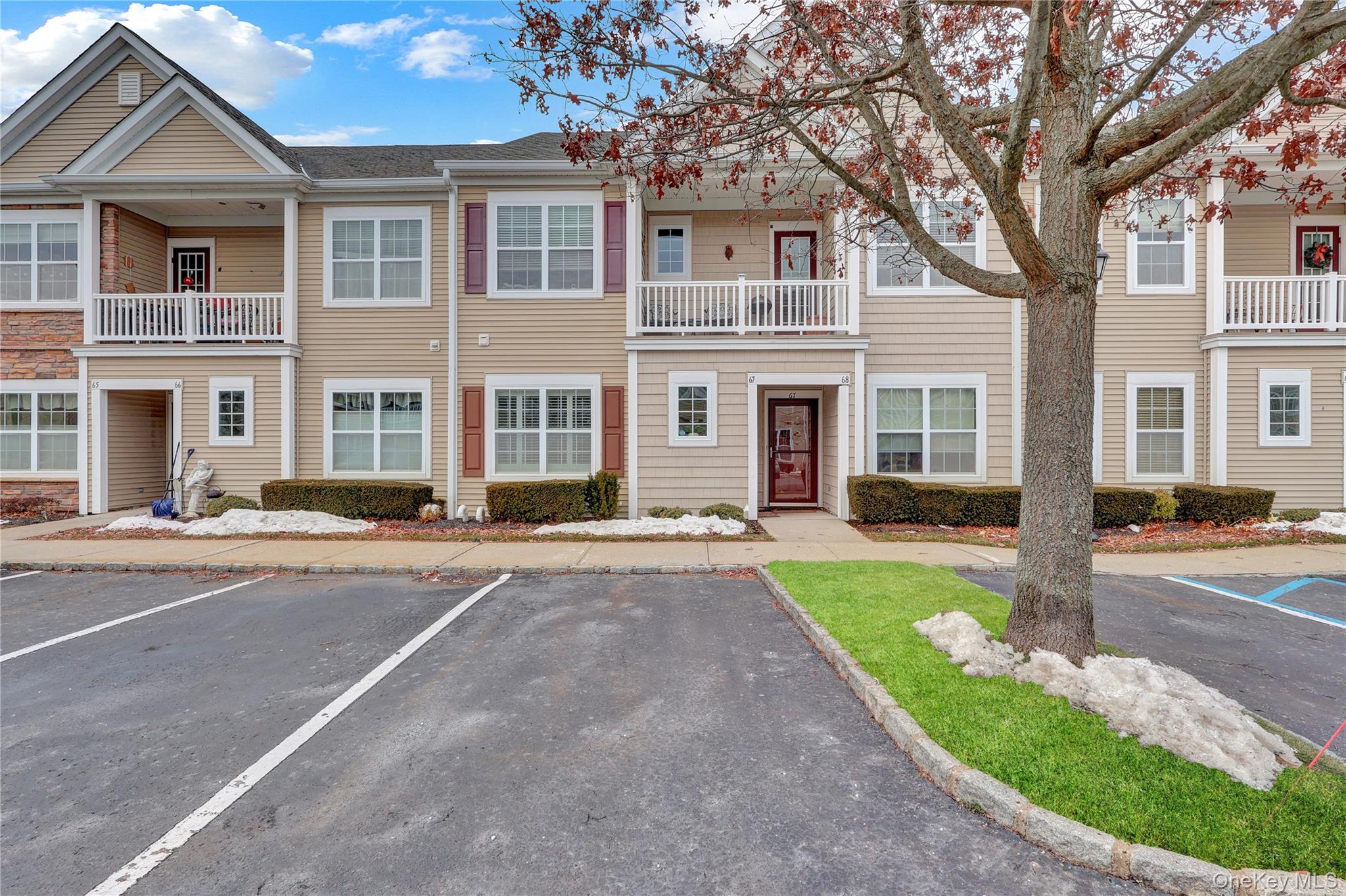 #2 photo, 67 Warwick Drive, Massapequa , NY 11758