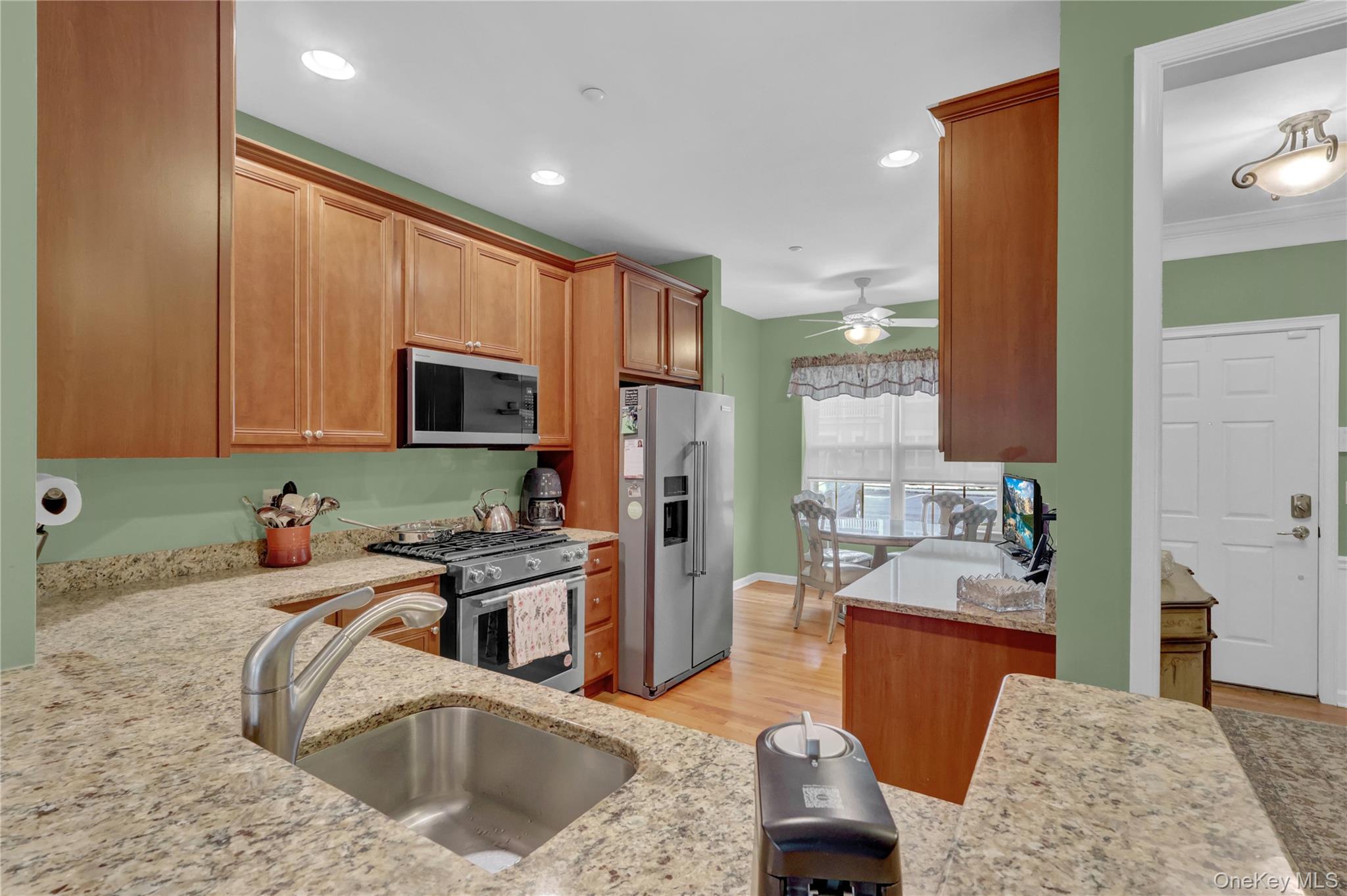 #5 photo, 67 Warwick Drive, Massapequa , NY 11758