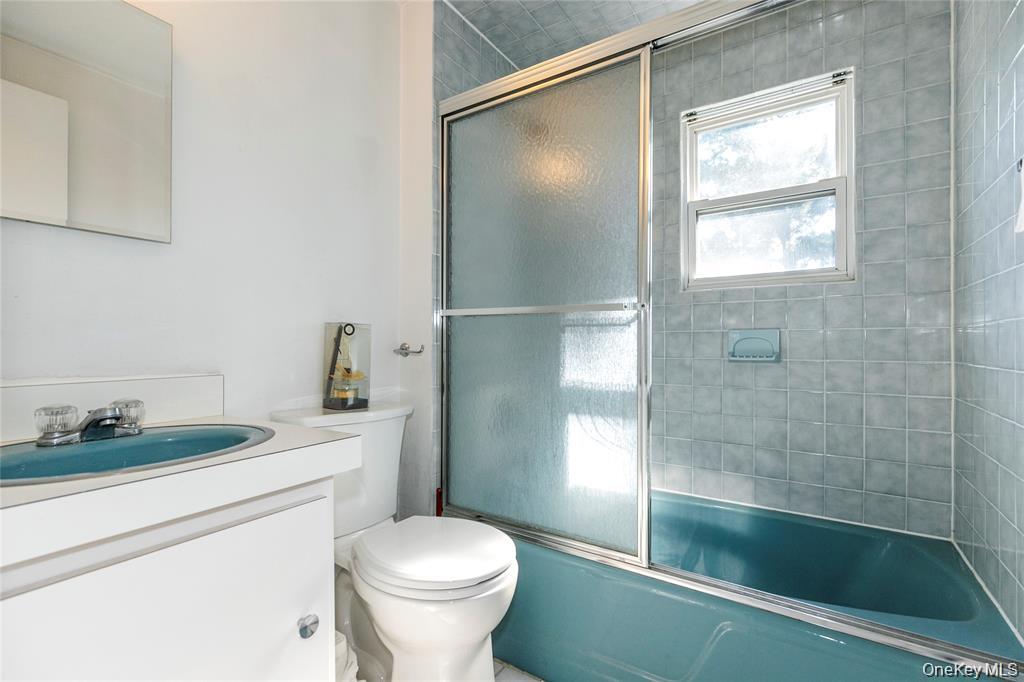 #12 photo, 6 Grady Court, Great Neck , NY 11023