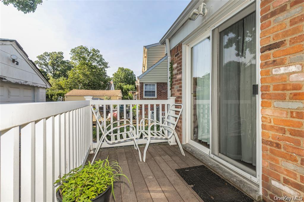 #14 photo, 6 Grady Court, Great Neck , NY 11023