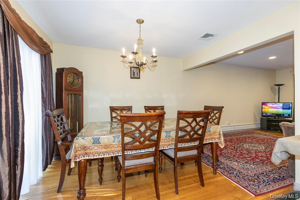 #6 photo, 6 Grady Court, Great Neck , NY 11023