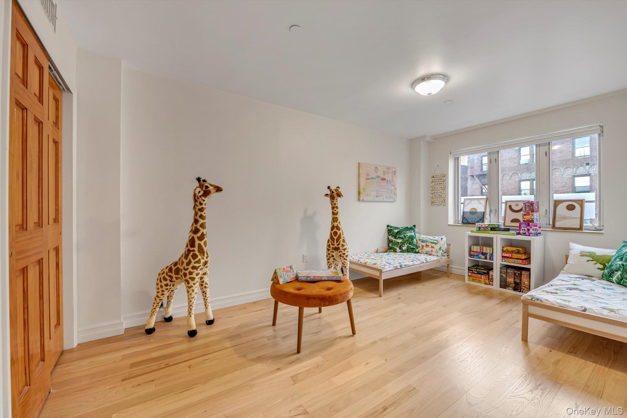 #11 photo, 8510 Elmhurst Avenue, Elmhurst , NY 11373