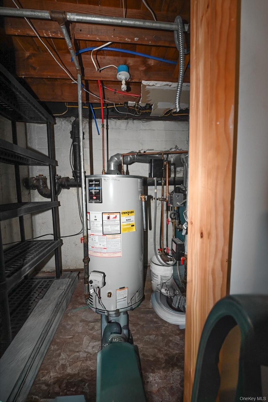 #17 photo, 1761 Grant Avenue, מחוז נסאו East Meadow , NY 11554