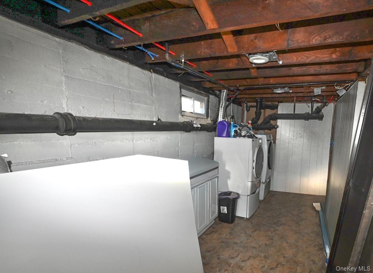 #18 photo, 1761 Grant Avenue, מחוז נסאו East Meadow , NY 11554