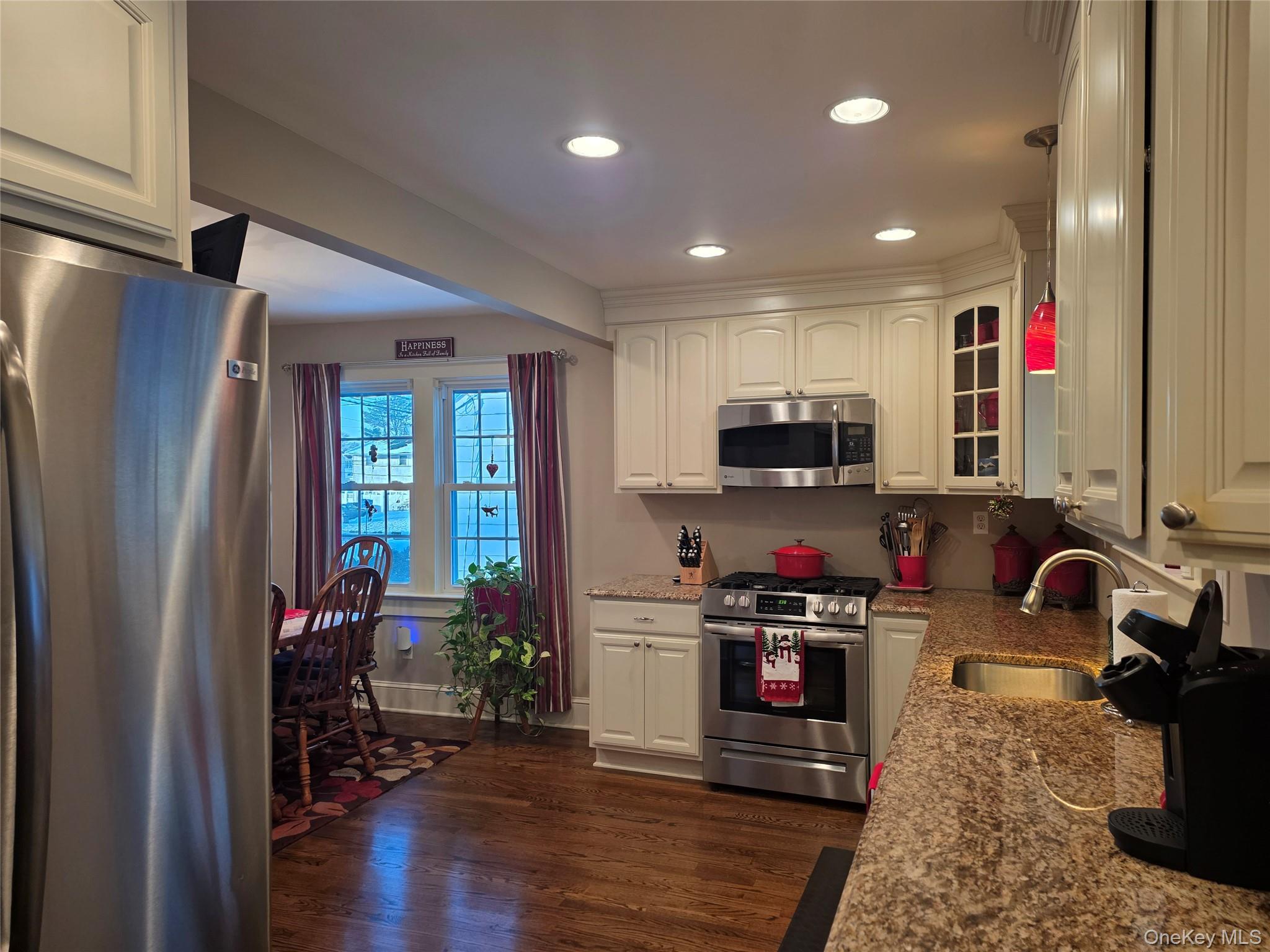 #12 photo, 1405 Ohio Avenue, Bay Shore , NY 11706