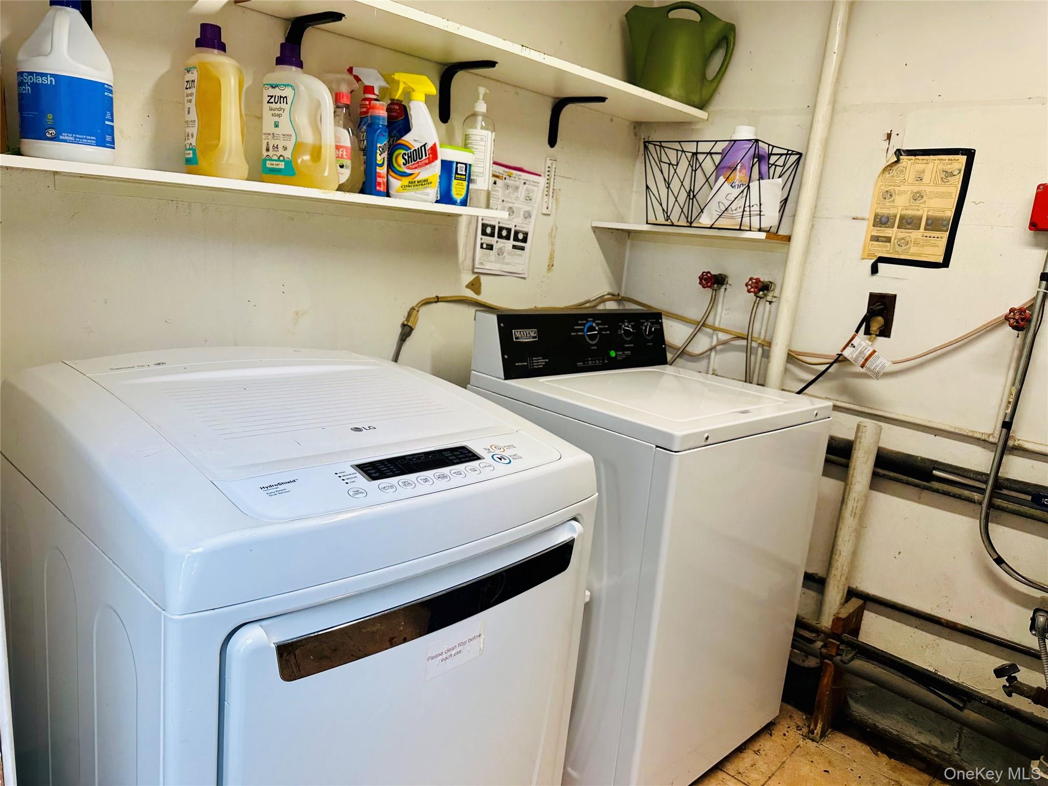 #19 photo, 231 Manorhaven Boulevard, מחוז נסאו Port Washington , NY 11050