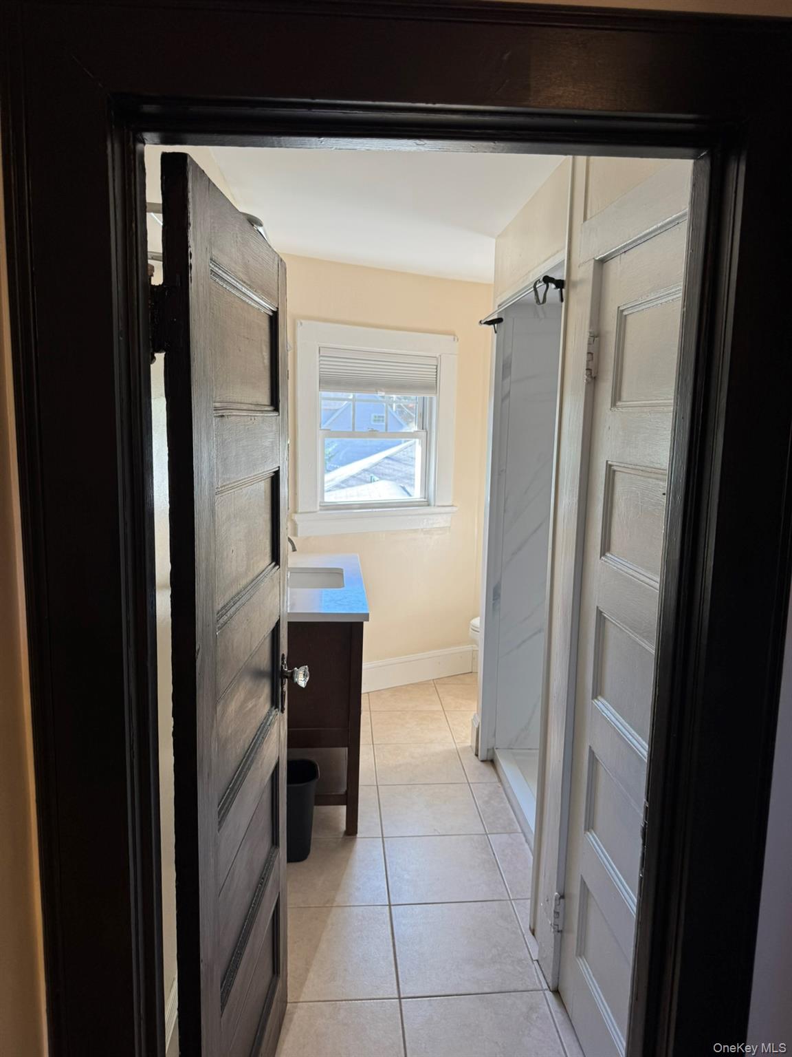 #10 photo, 164 Sterling Place, Amityville , NY 11701