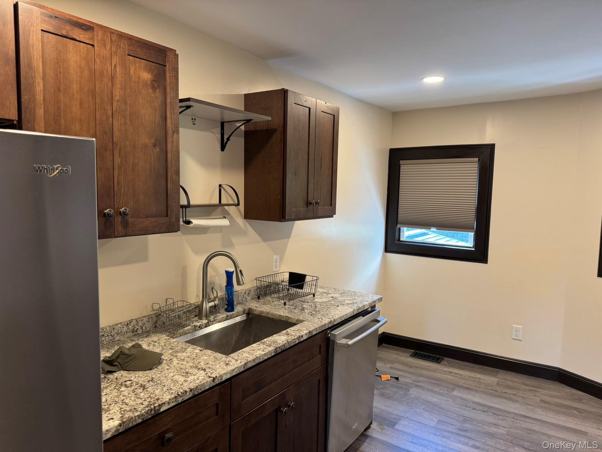 #5 photo, 164 Sterling Place, Amityville , NY 11701