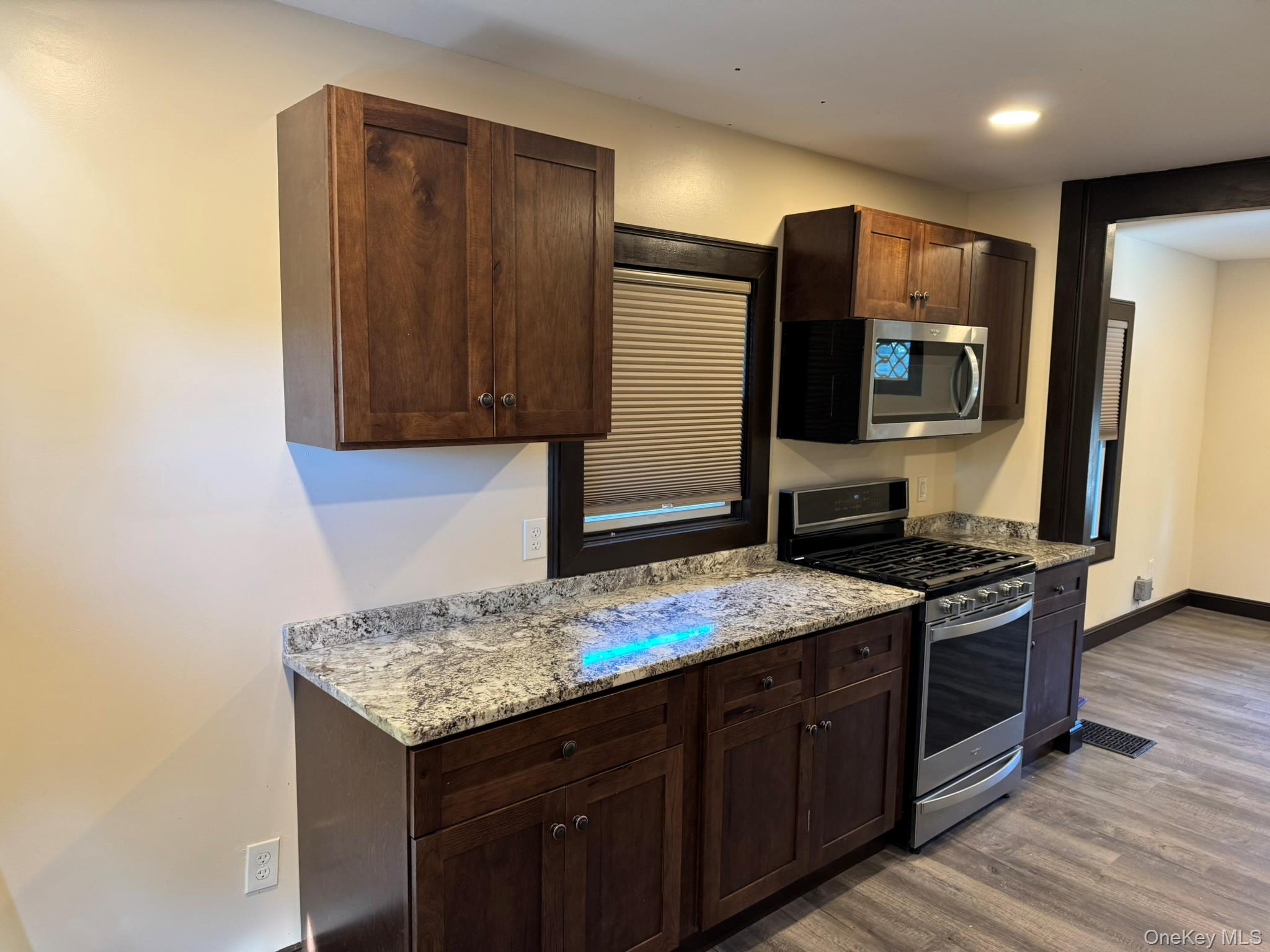 #6 photo, 164 Sterling Place, Amityville , NY 11701