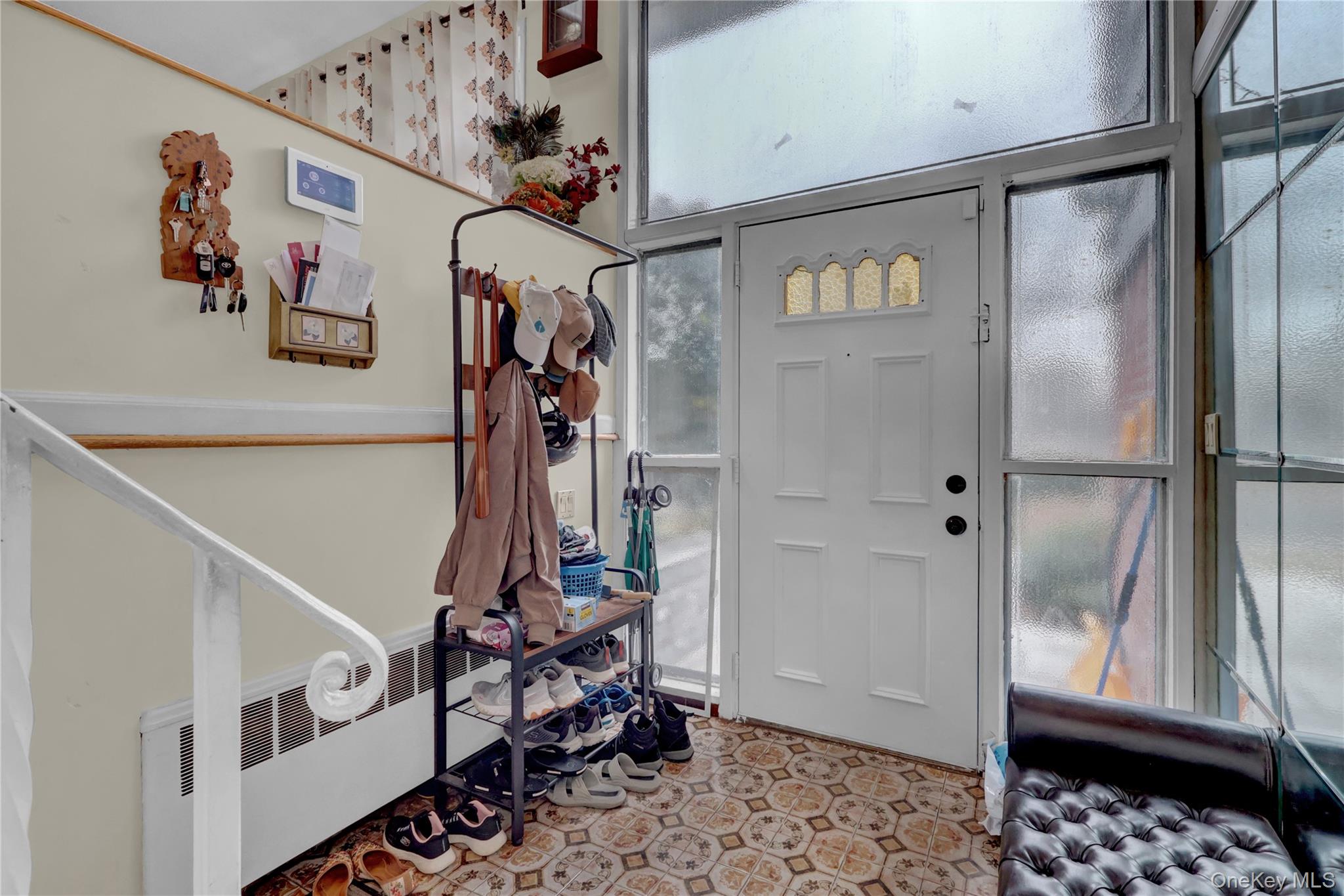 #3 photo, 211 Cantiague Rock Road, Westbury , NY 11590