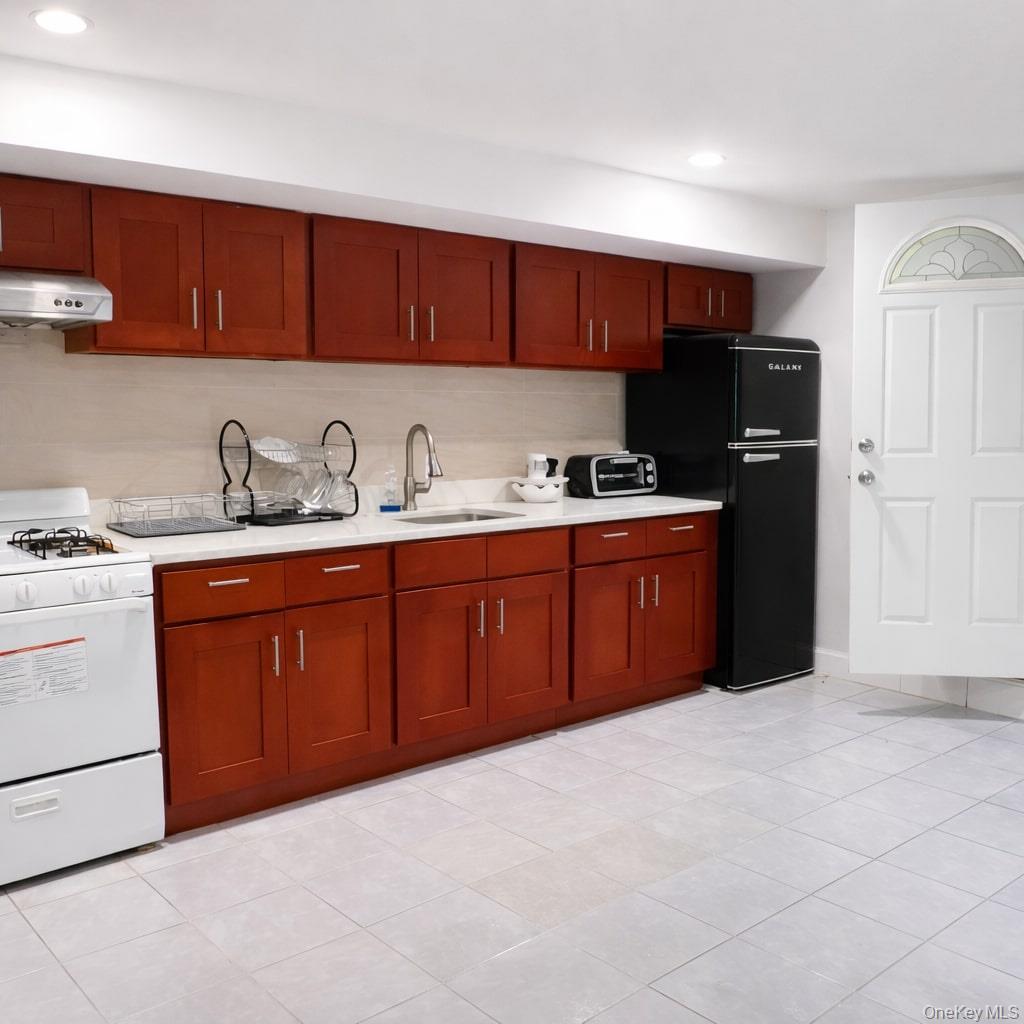 #11 photo, 23-10 Waters Edge Drive, קווינס Bayside , NY 11360