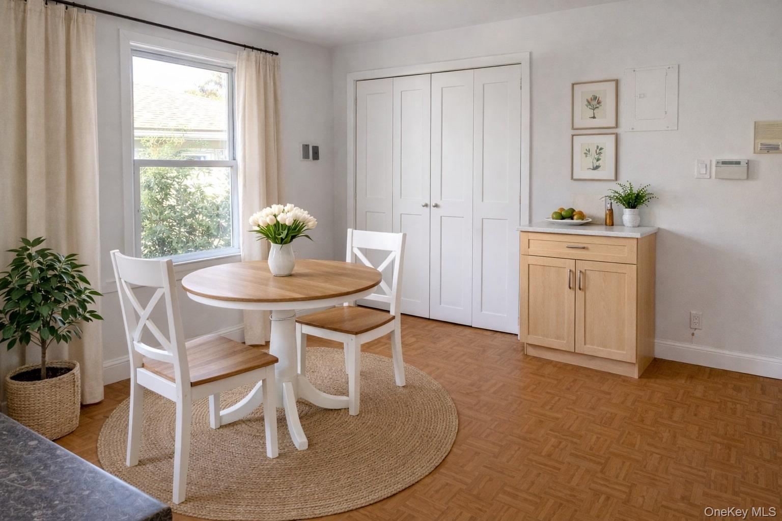 #2 photo, 23-10 Waters Edge Drive, קווינס Bayside , NY 11360