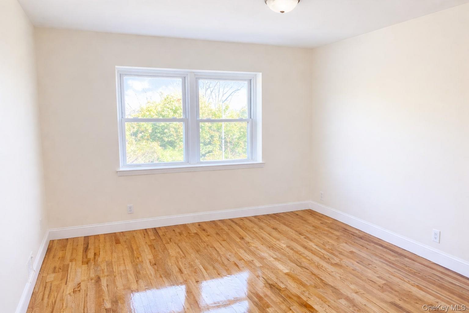 #20 photo, 23-10 Waters Edge Drive, קווינס Bayside , NY 11360